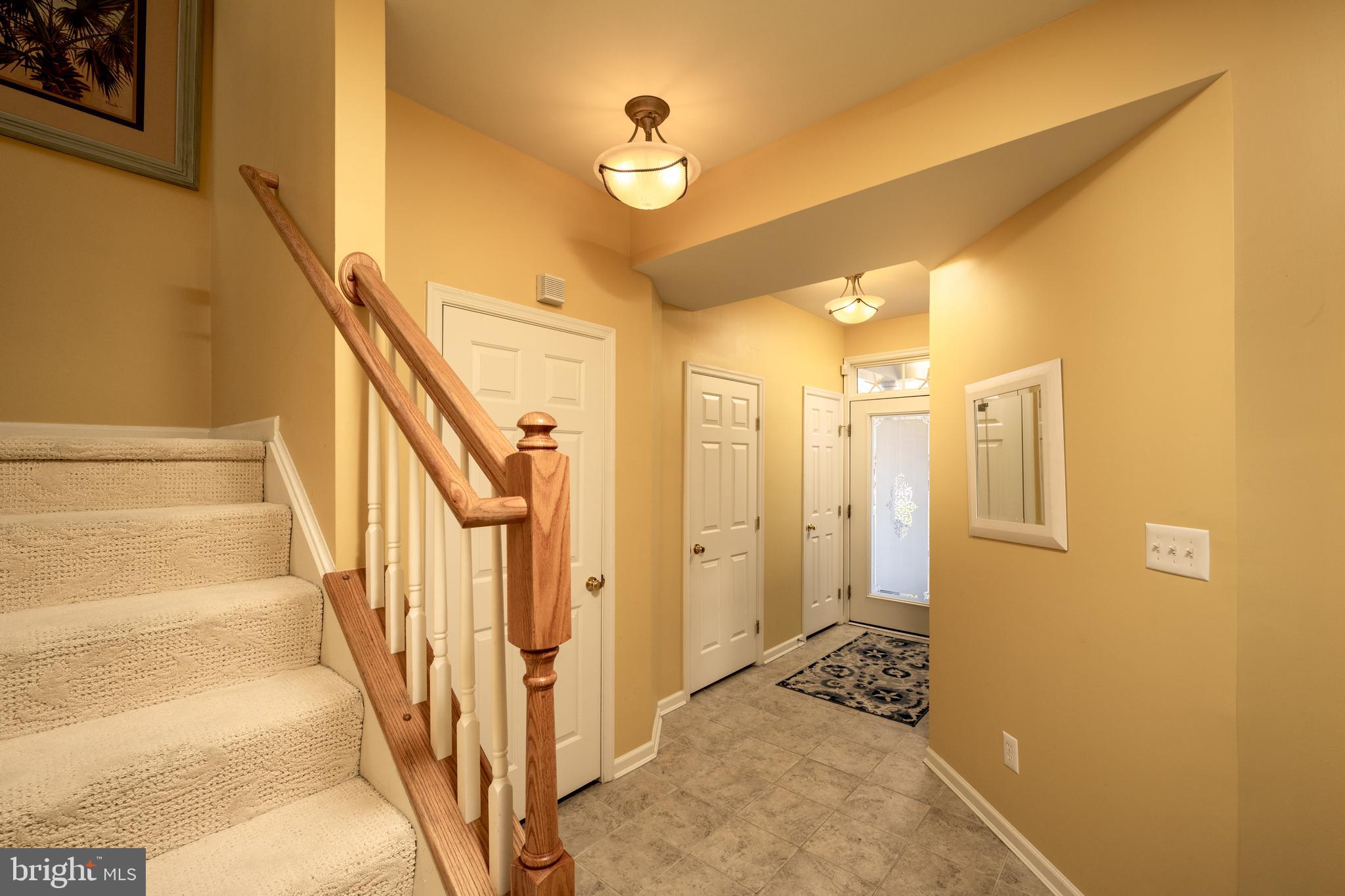 25 Canal Side MEWS E