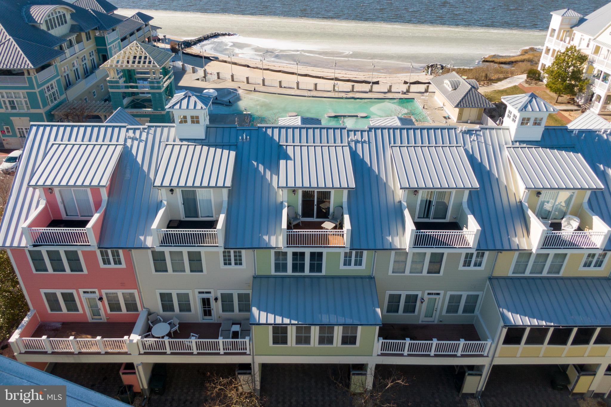 6 Beach Side DRIVE