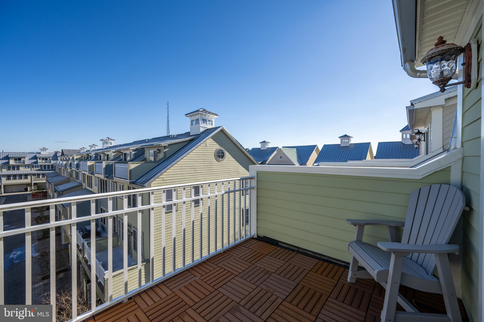 6 Beach Side DRIVE