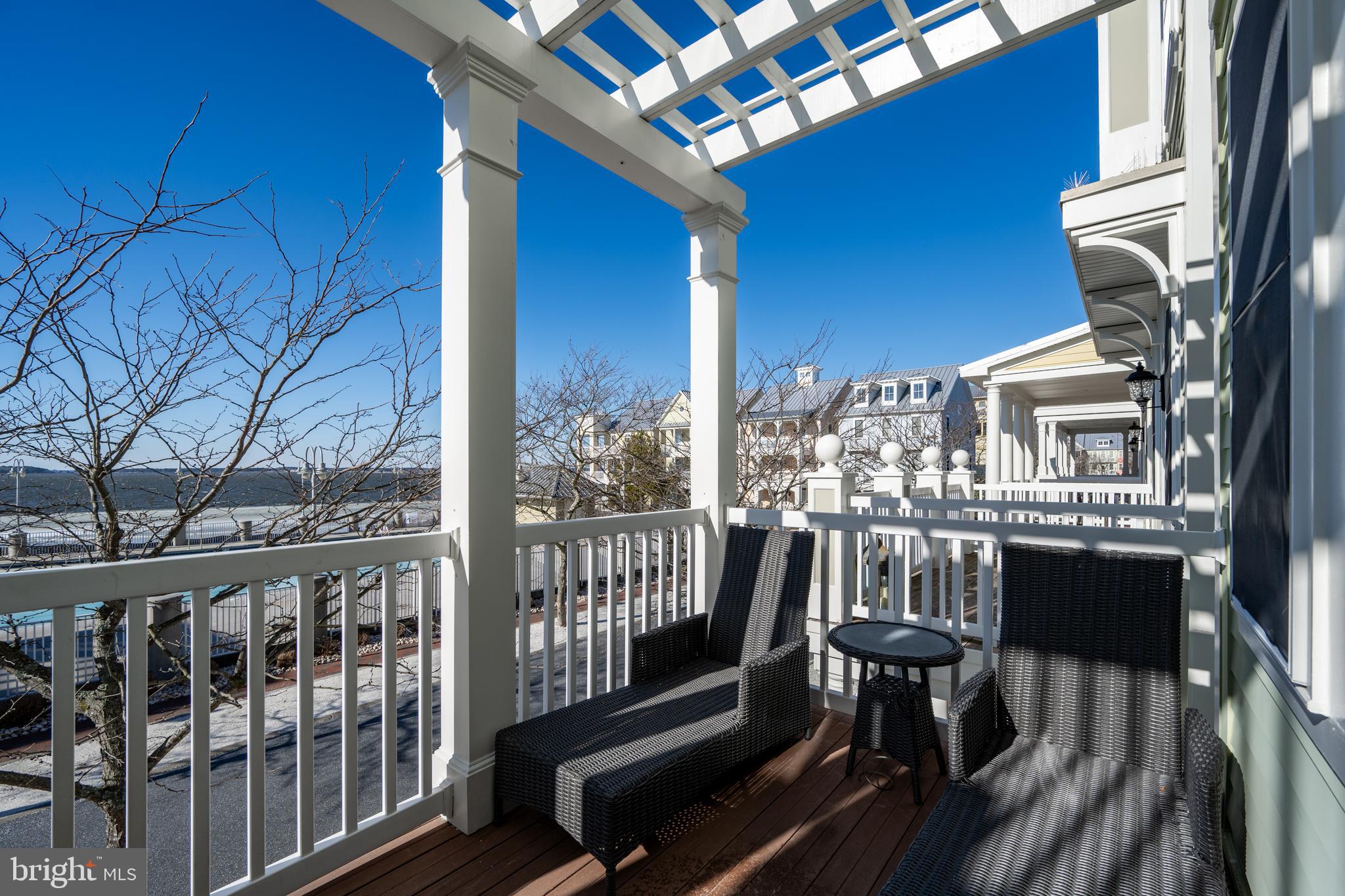 6 Beach Side DRIVE