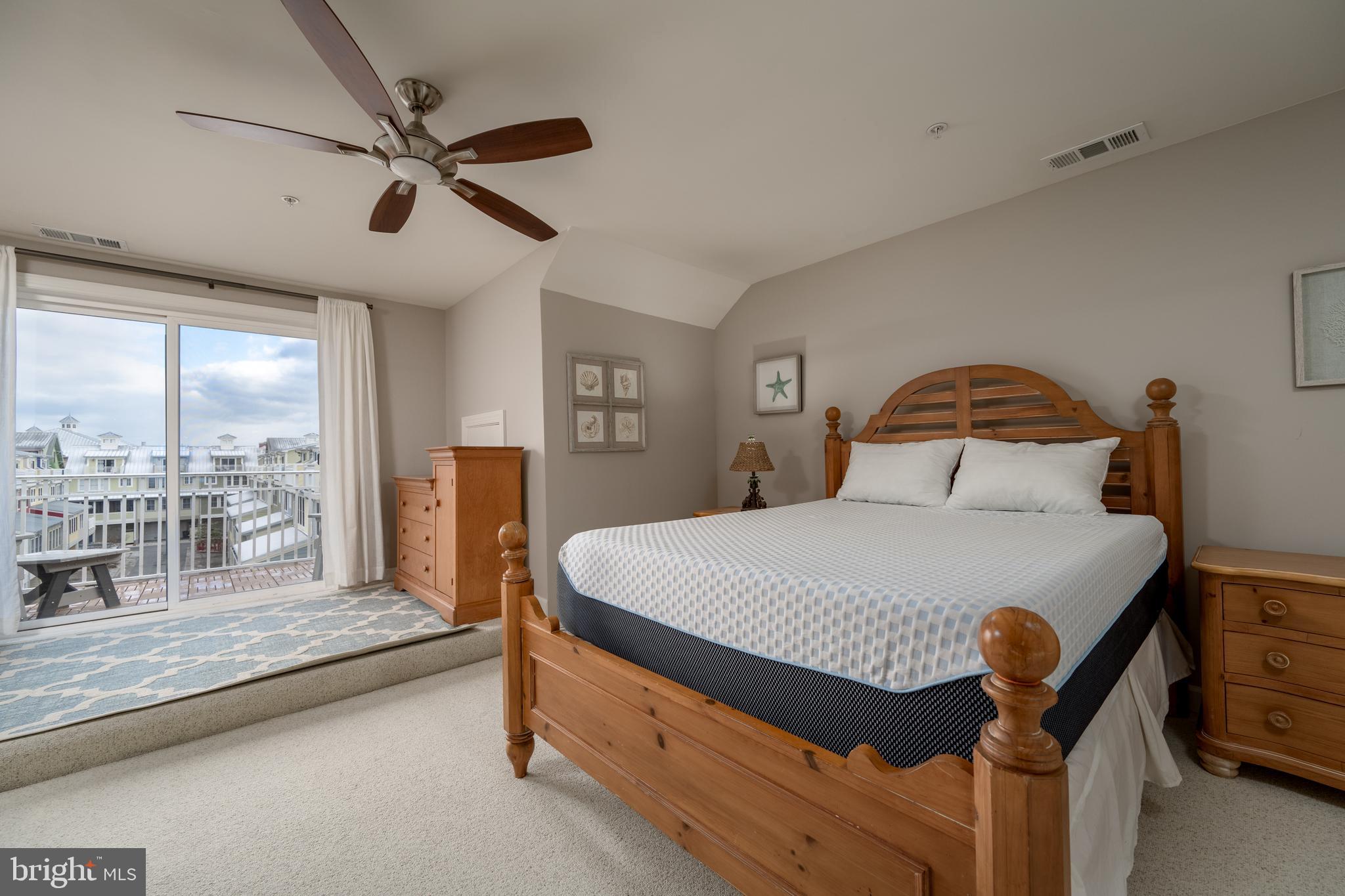 6 Beach Side DRIVE