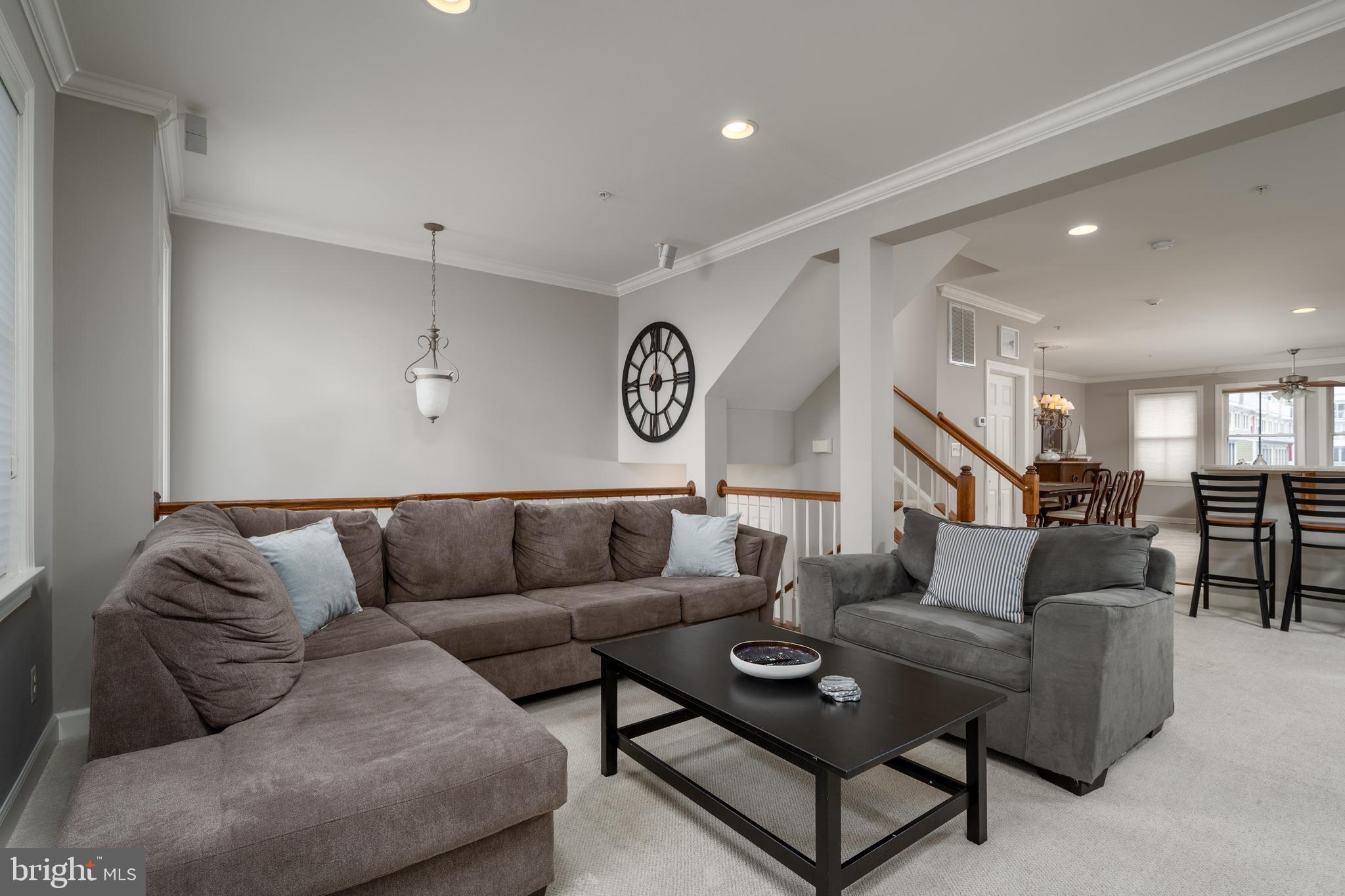 6 Beach Side DRIVE