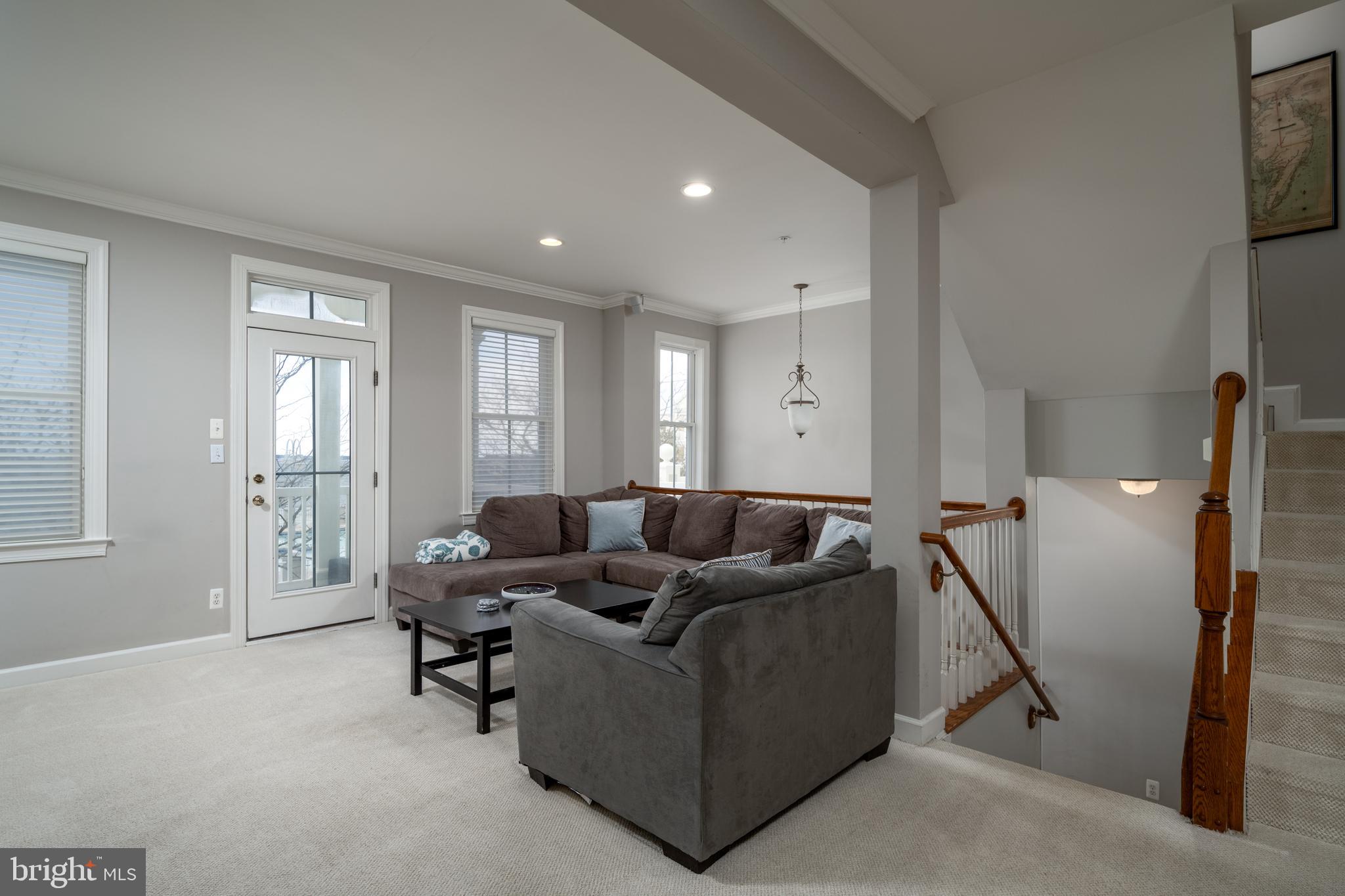 6 Beach Side DRIVE