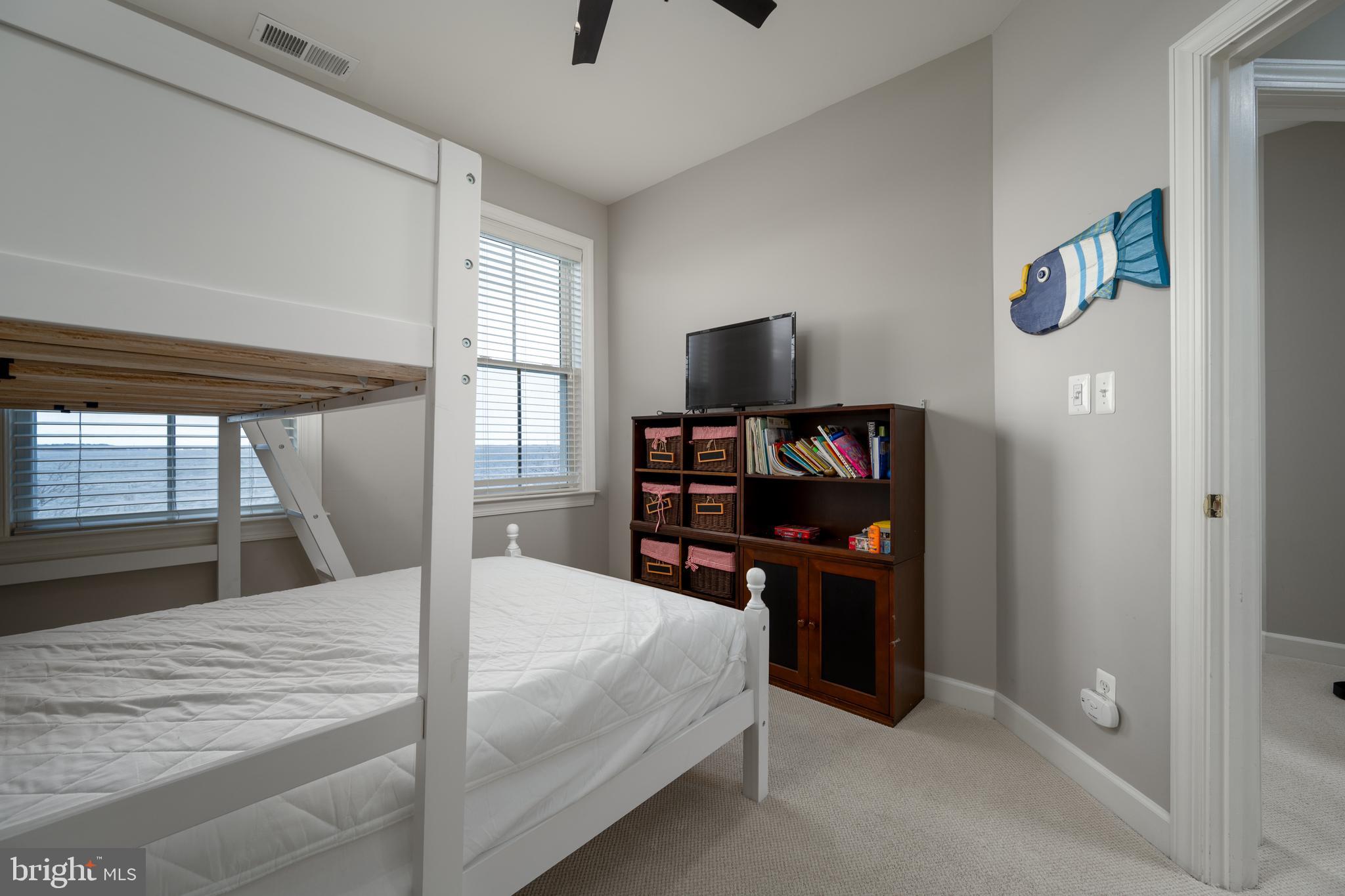 6 Beach Side DRIVE