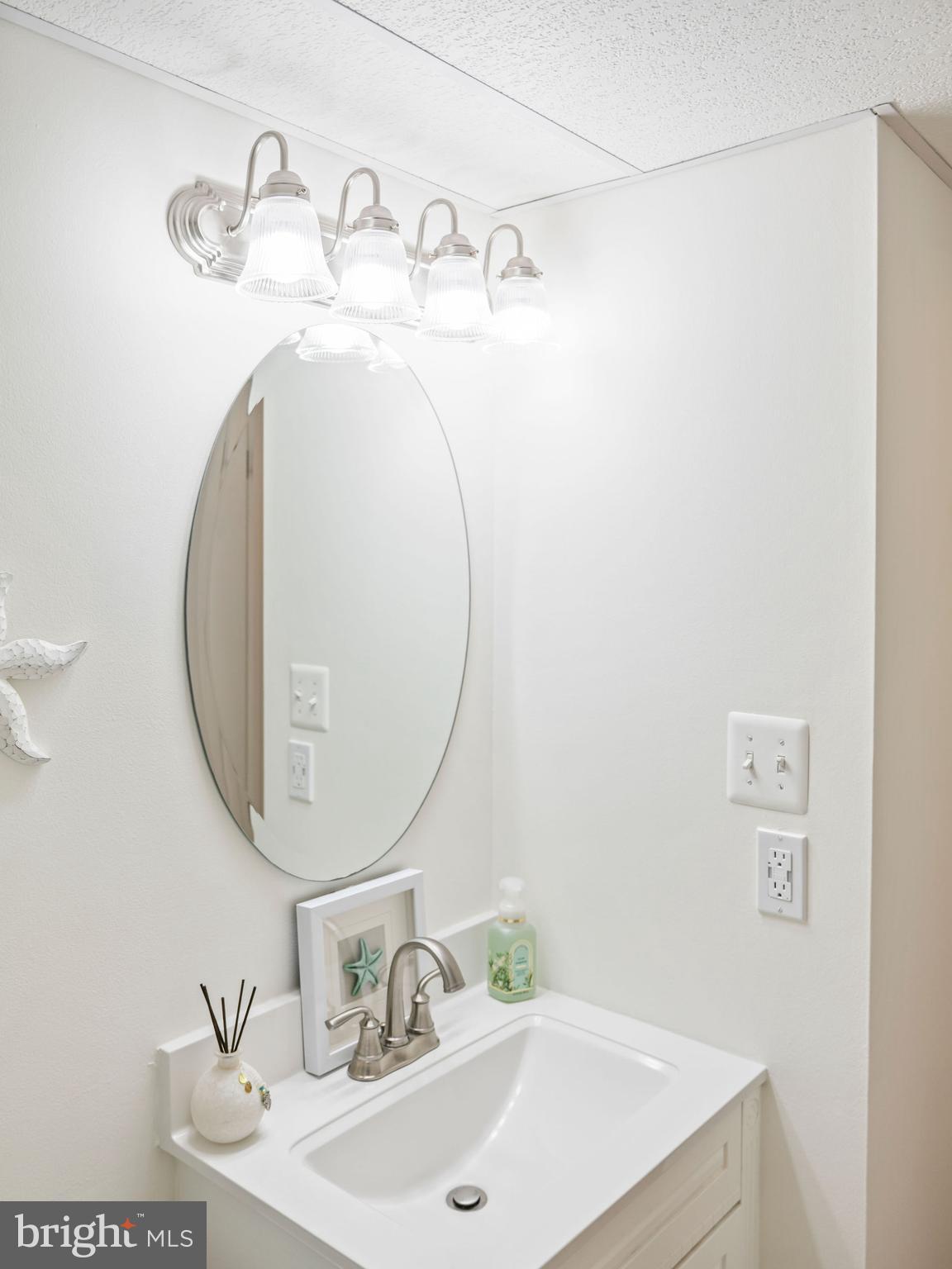 14 64th Street Unit: 205