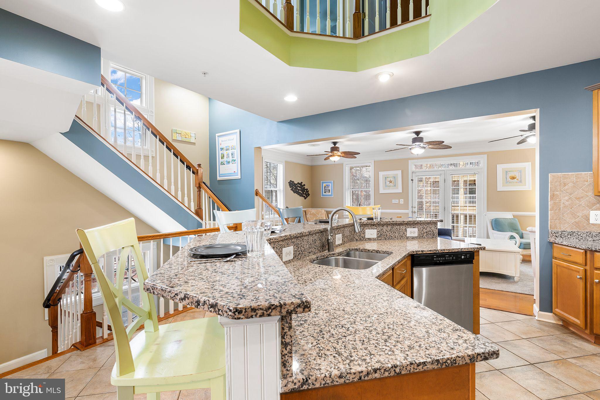 1 Beach Walk Mews Unit: LUS-AQ