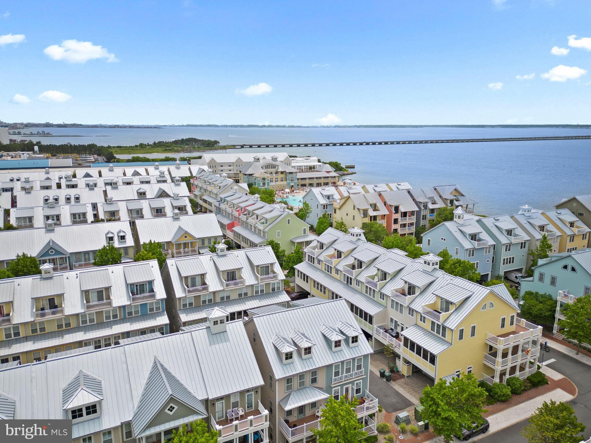 1 Beach Walk Mews Unit: LUS-AQ