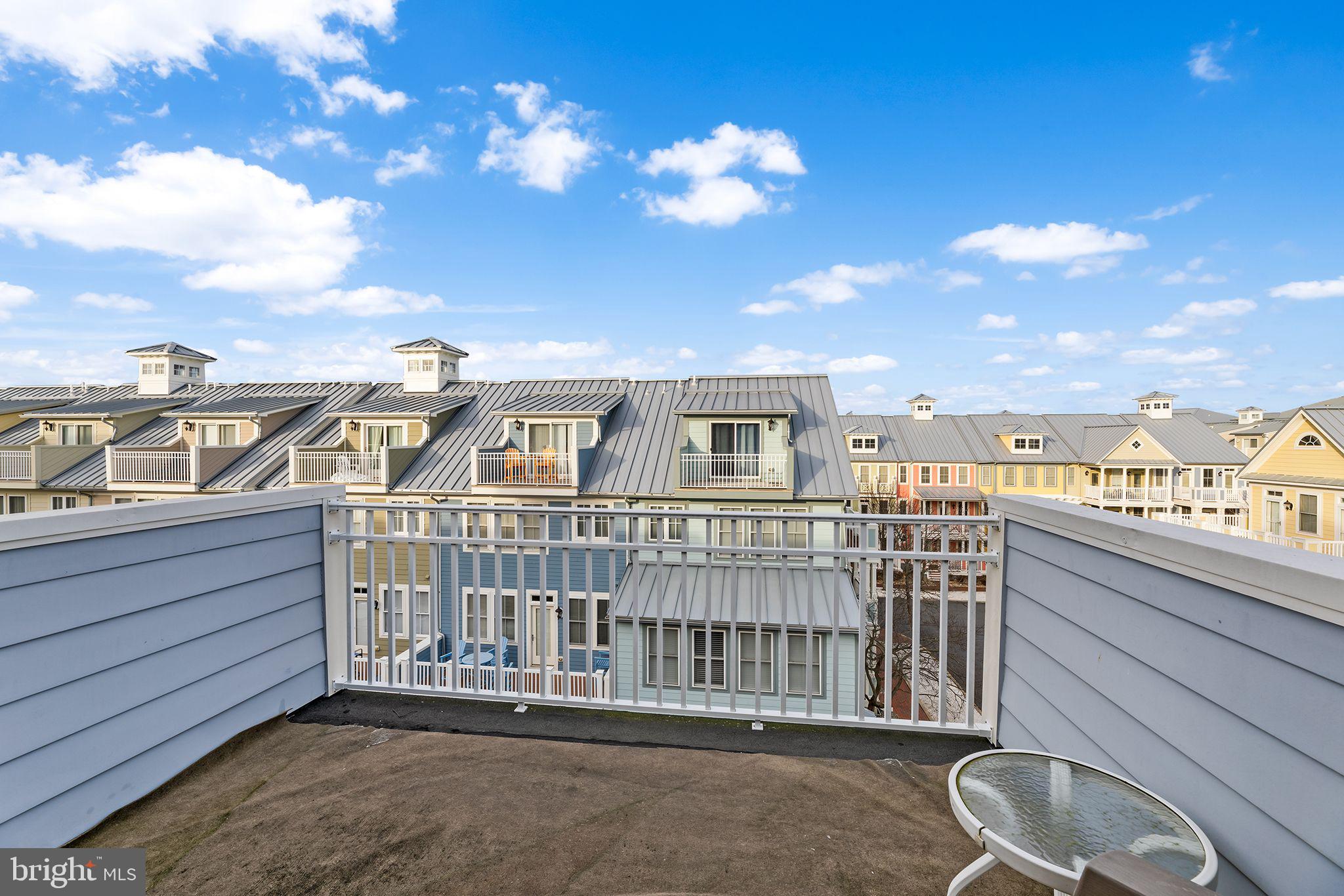 1 Beach Walk Mews Unit: LUS-AQ