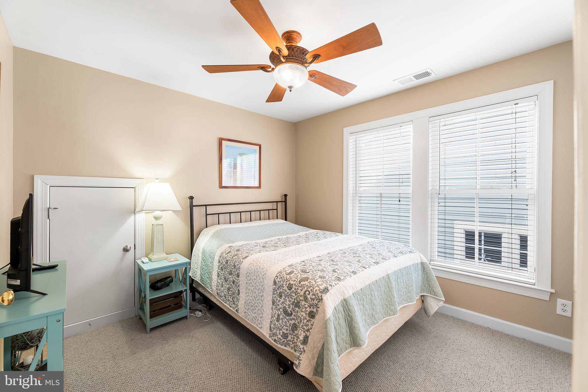 1 Beach Walk Mews Unit: LUS-AQ