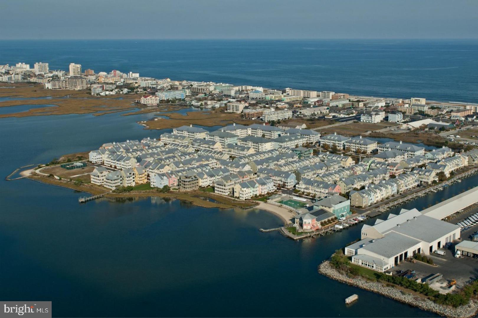 1 Beach Walk Mews Unit: LUS-AQ