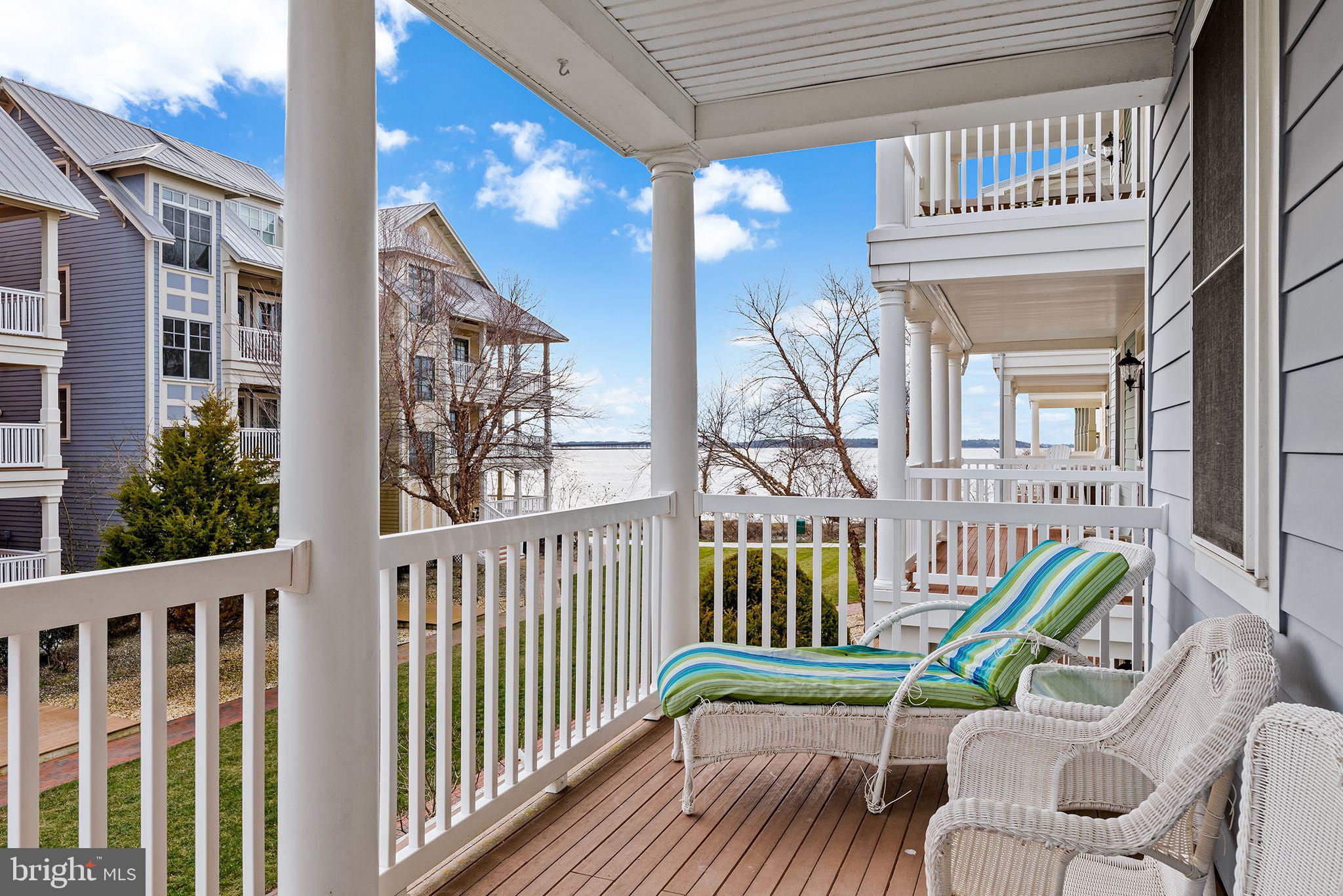 1 Beach Walk Mews Unit: LUS-AQ