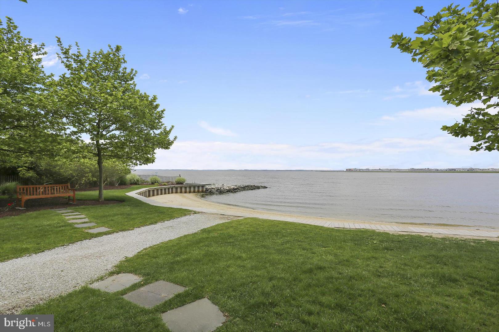 1 Beach Walk Mews Unit: LUS-AQ