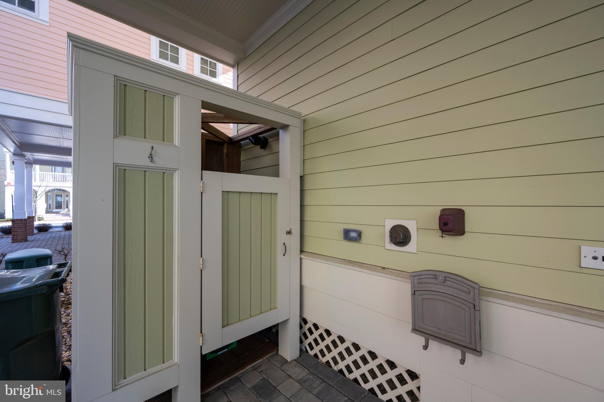 3 Pier Walk Mews