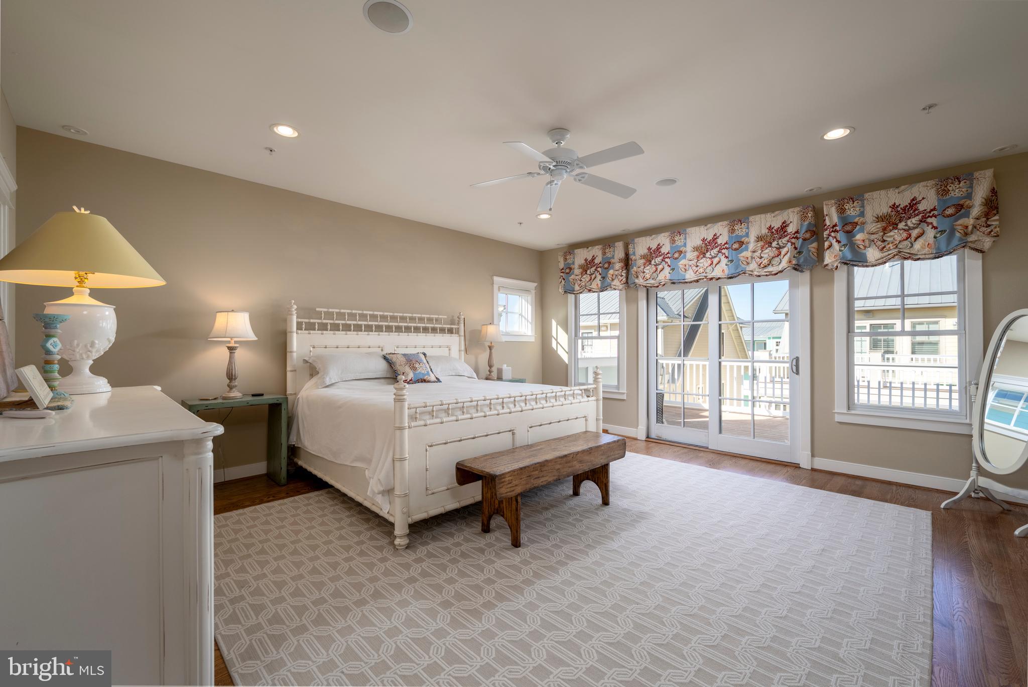3 Pier Walk Mews