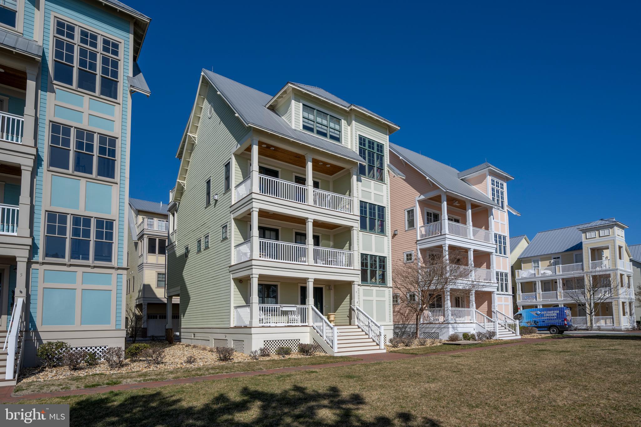 3 Pier Walk Mews