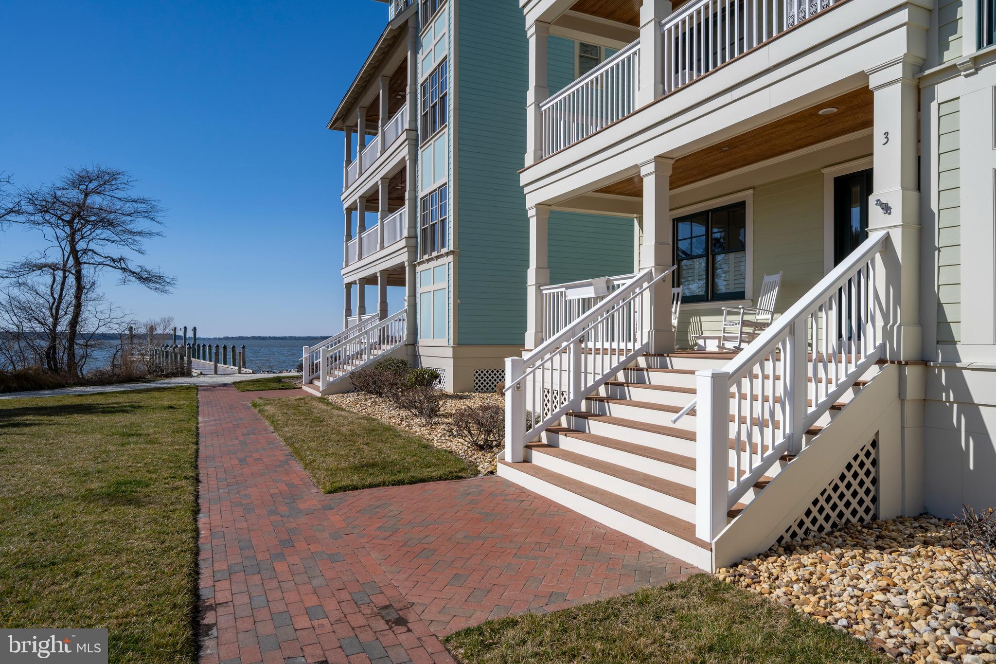 3 Pier Walk Mews