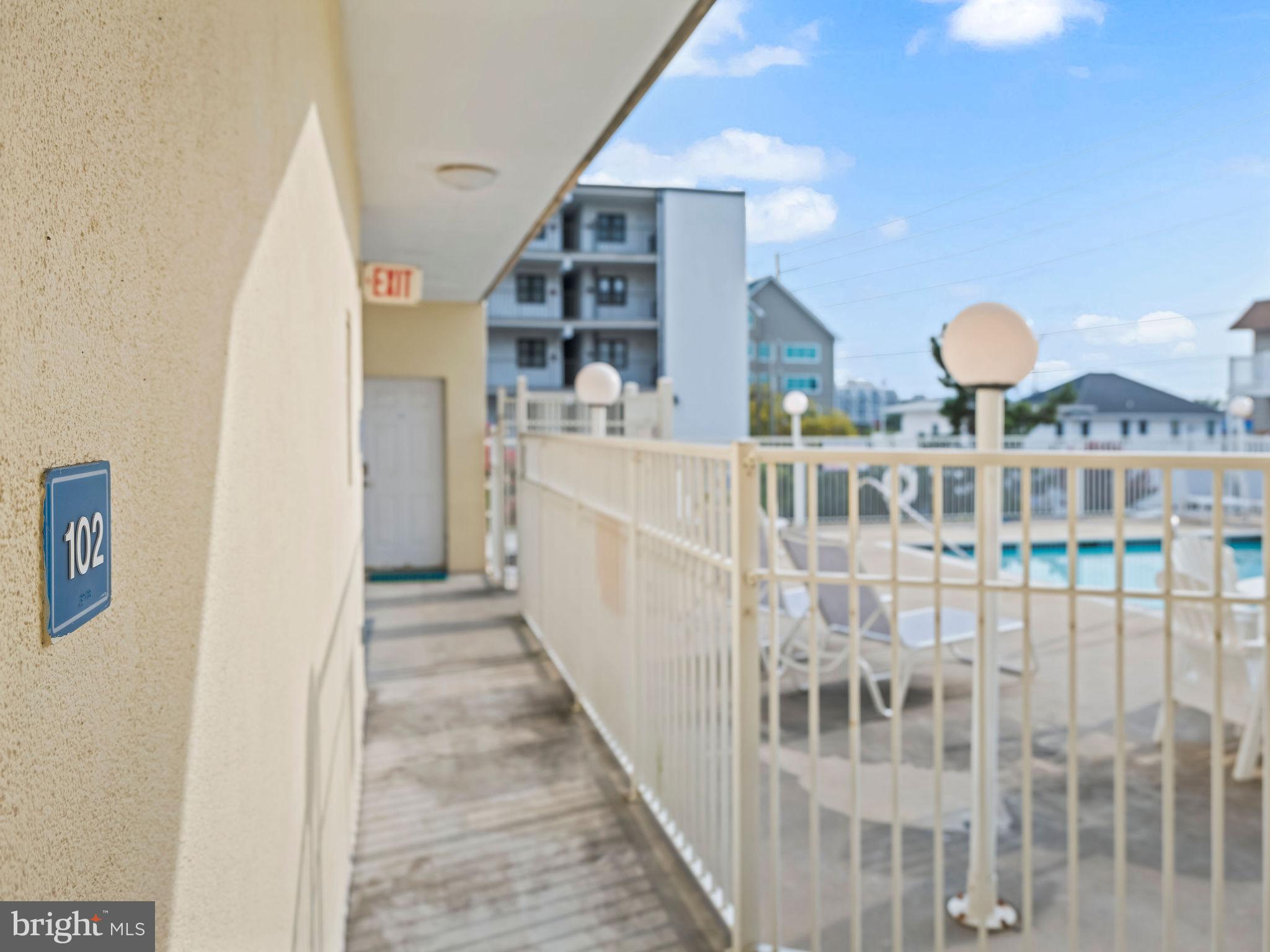 13 64th St #102
