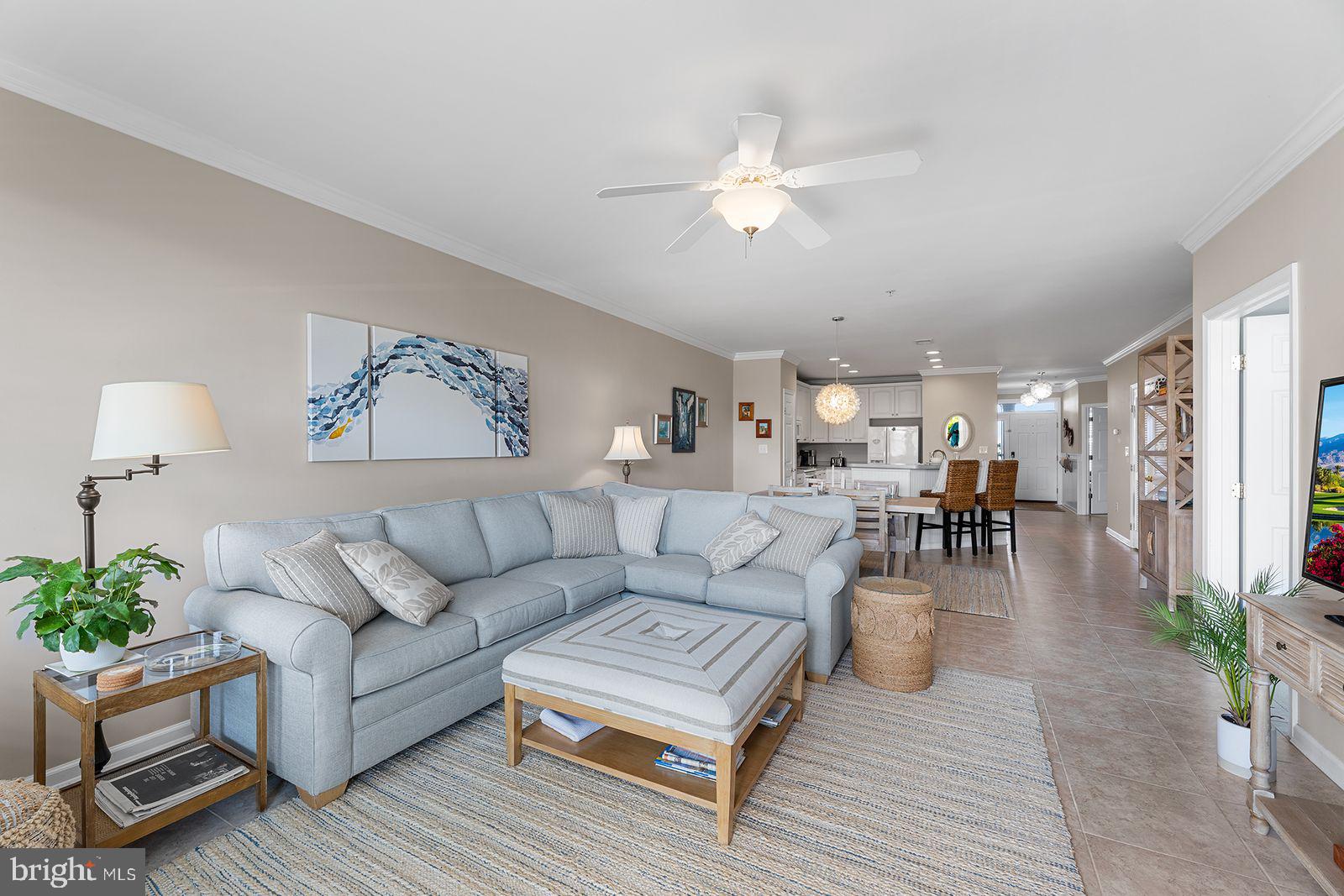 6 Fountain Dr E #3b