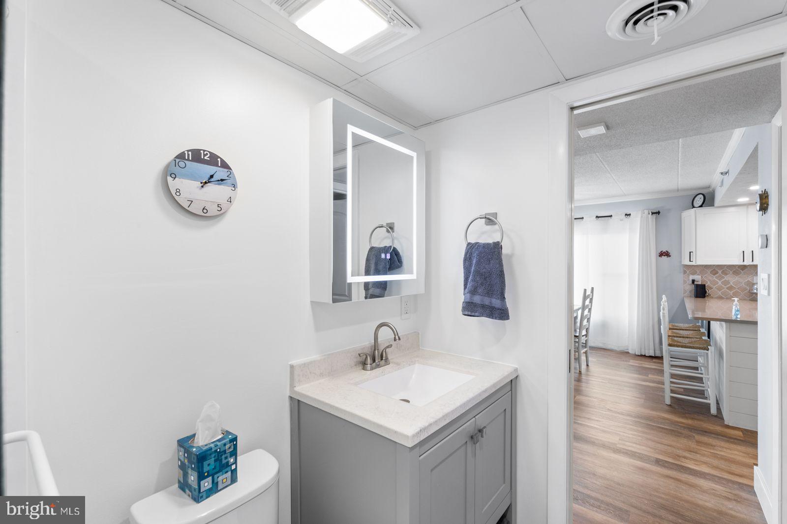 5801 Atlantic Ave #401