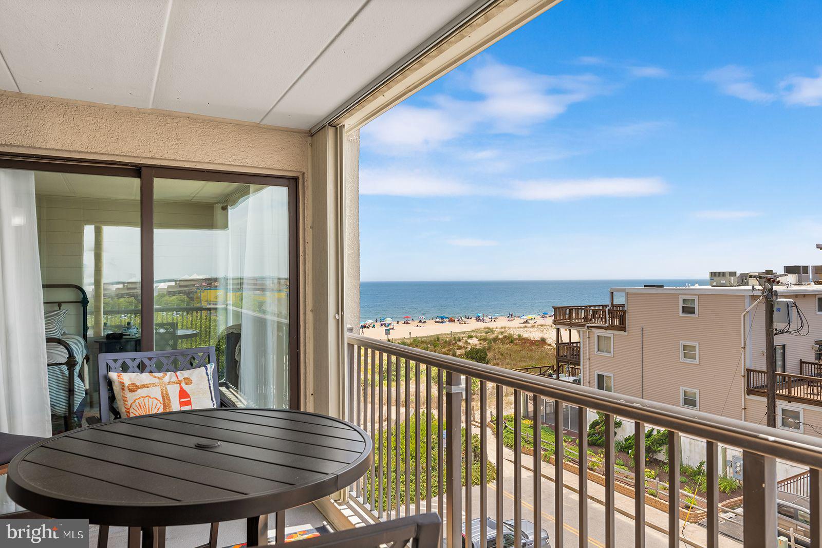 5801 Atlantic Ave #401