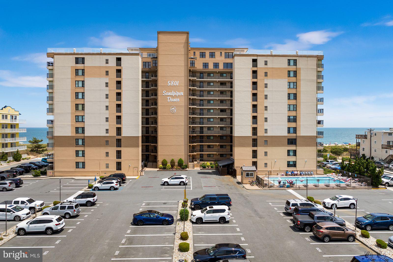 5801 Atlantic Ave #401
