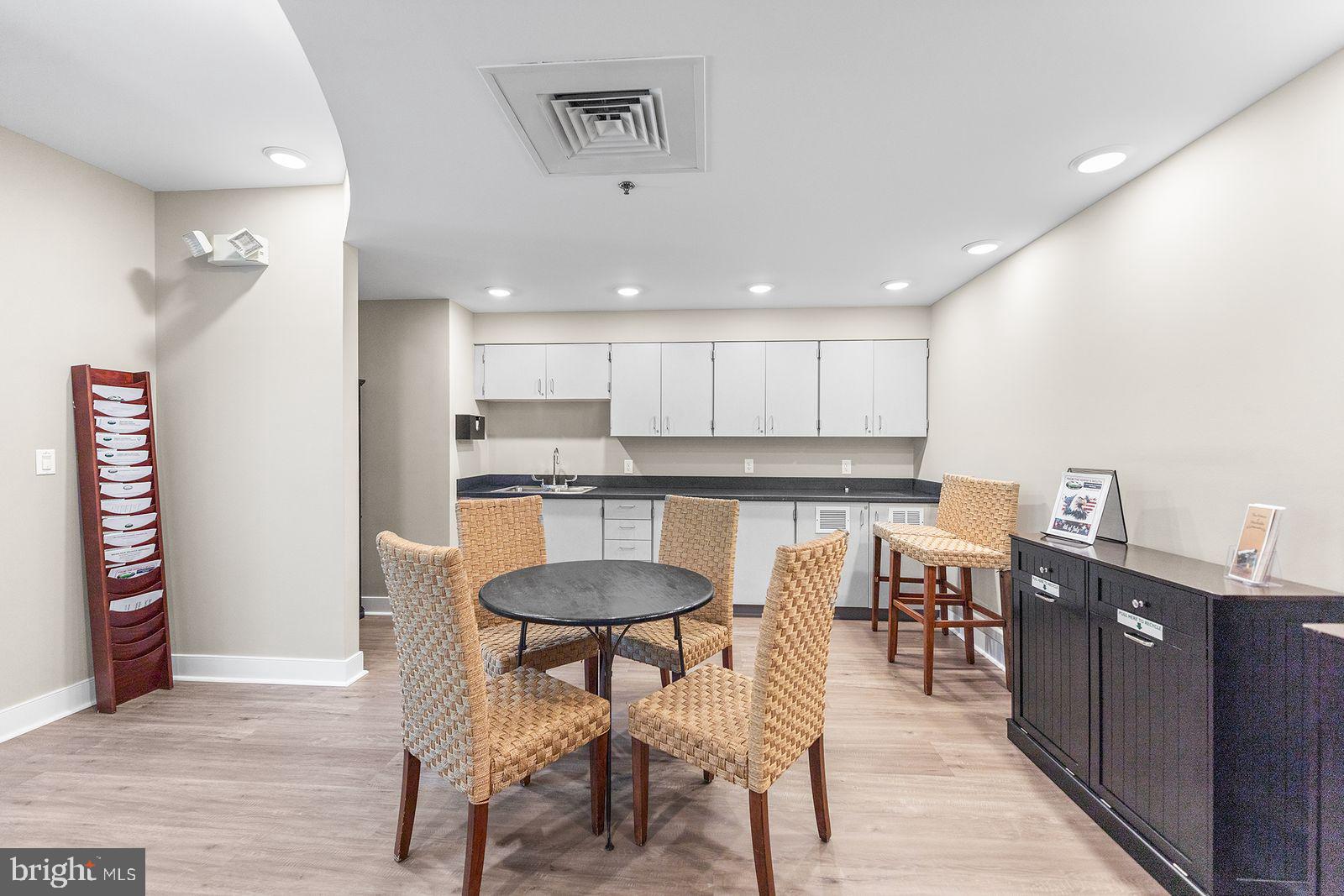 10800 Navy Page Ln #207