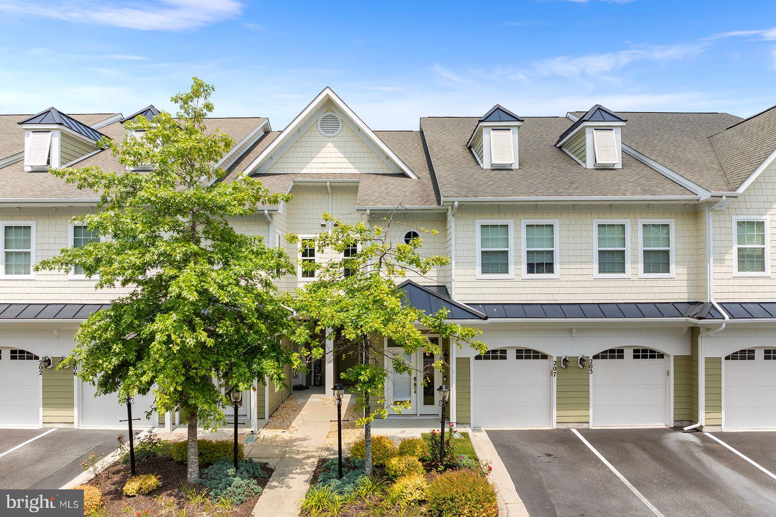 10800 Navy Page Ln #207