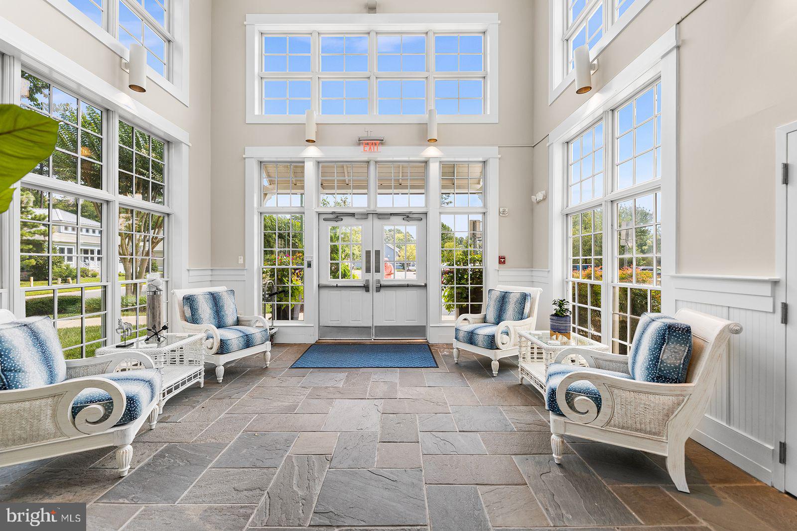 10800 Navy Page Ln #207