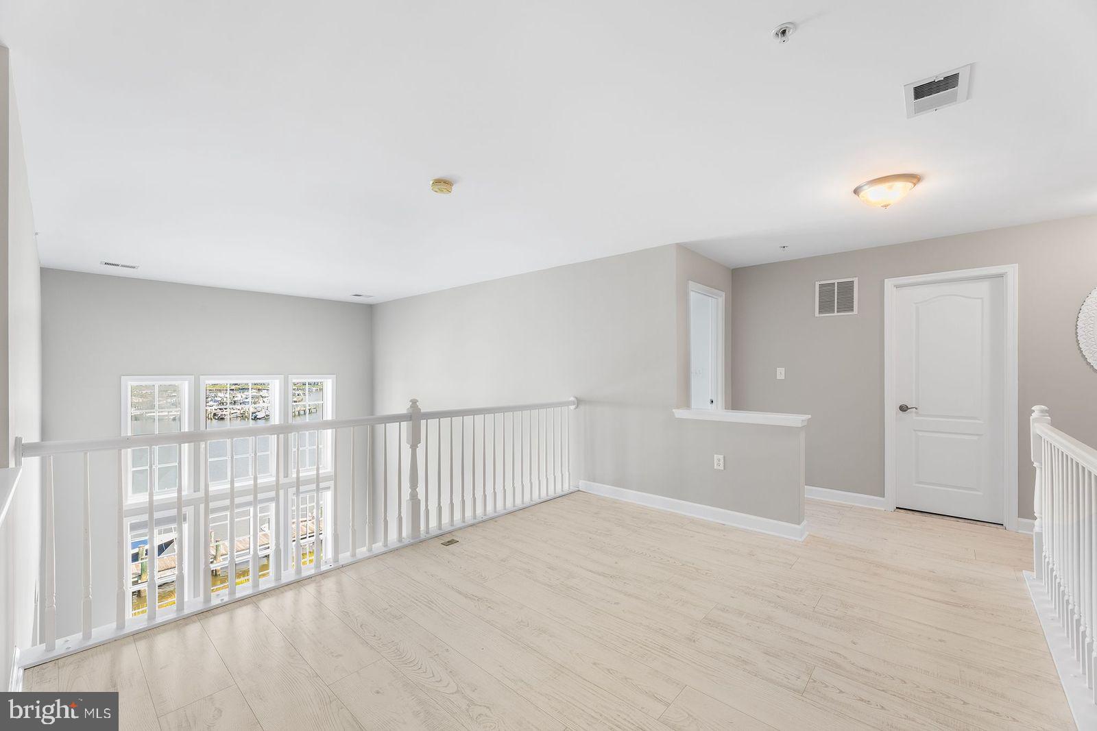 10800 Navy Page Ln #207