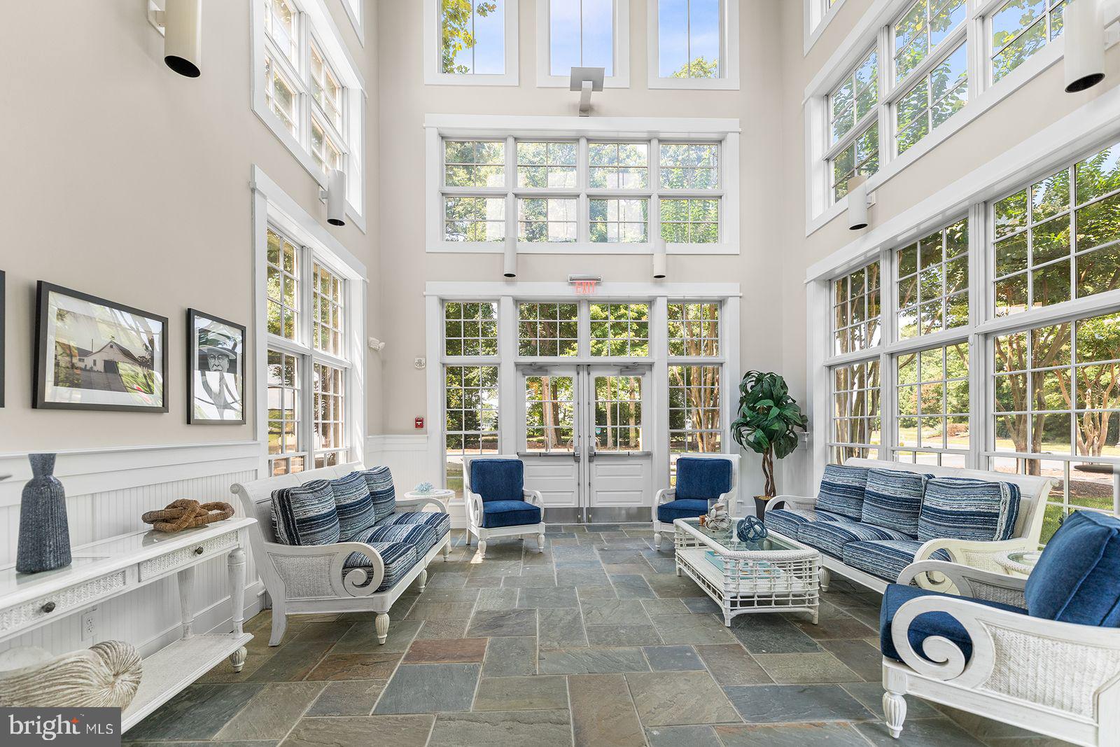 10800 Navy Page Ln #207