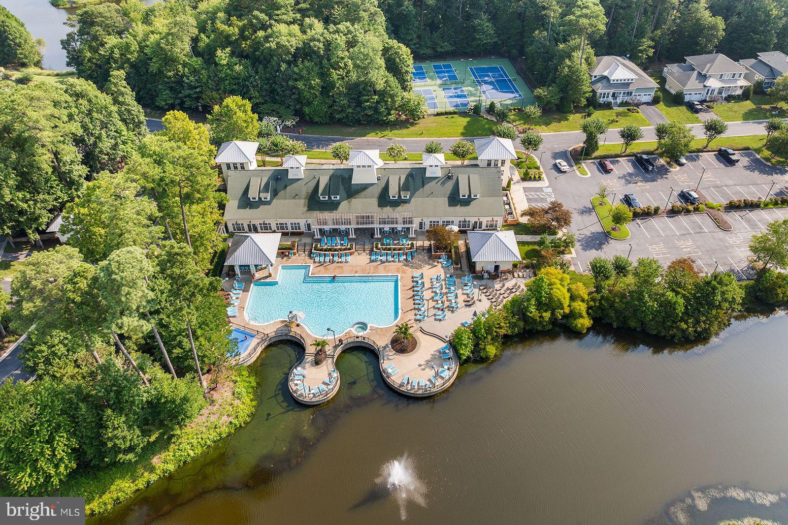 10800 Navy Page Ln #207