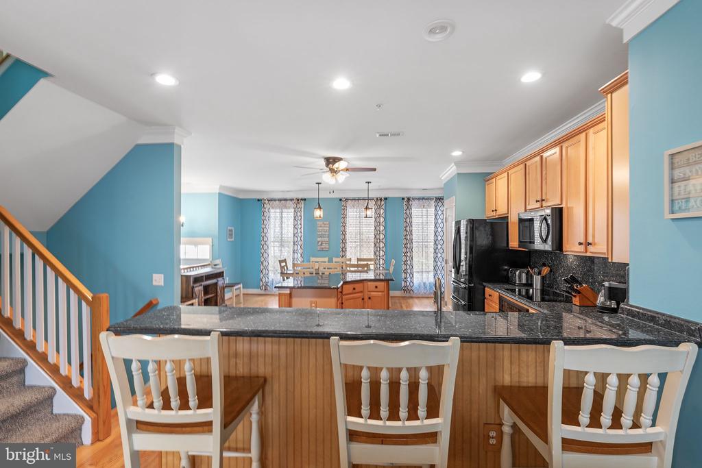 9903 Bay Court Ln #3