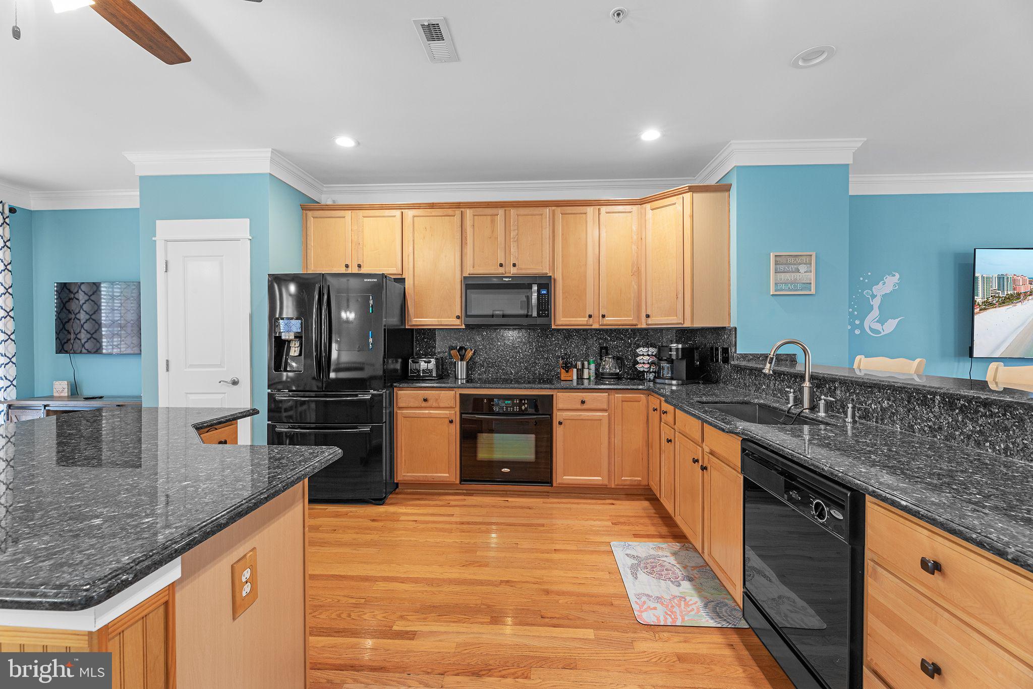 9903 Bay Court Ln #3