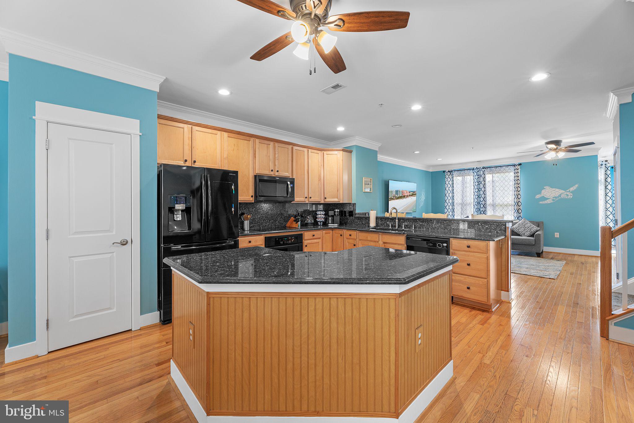 9903 Bay Court Ln #3