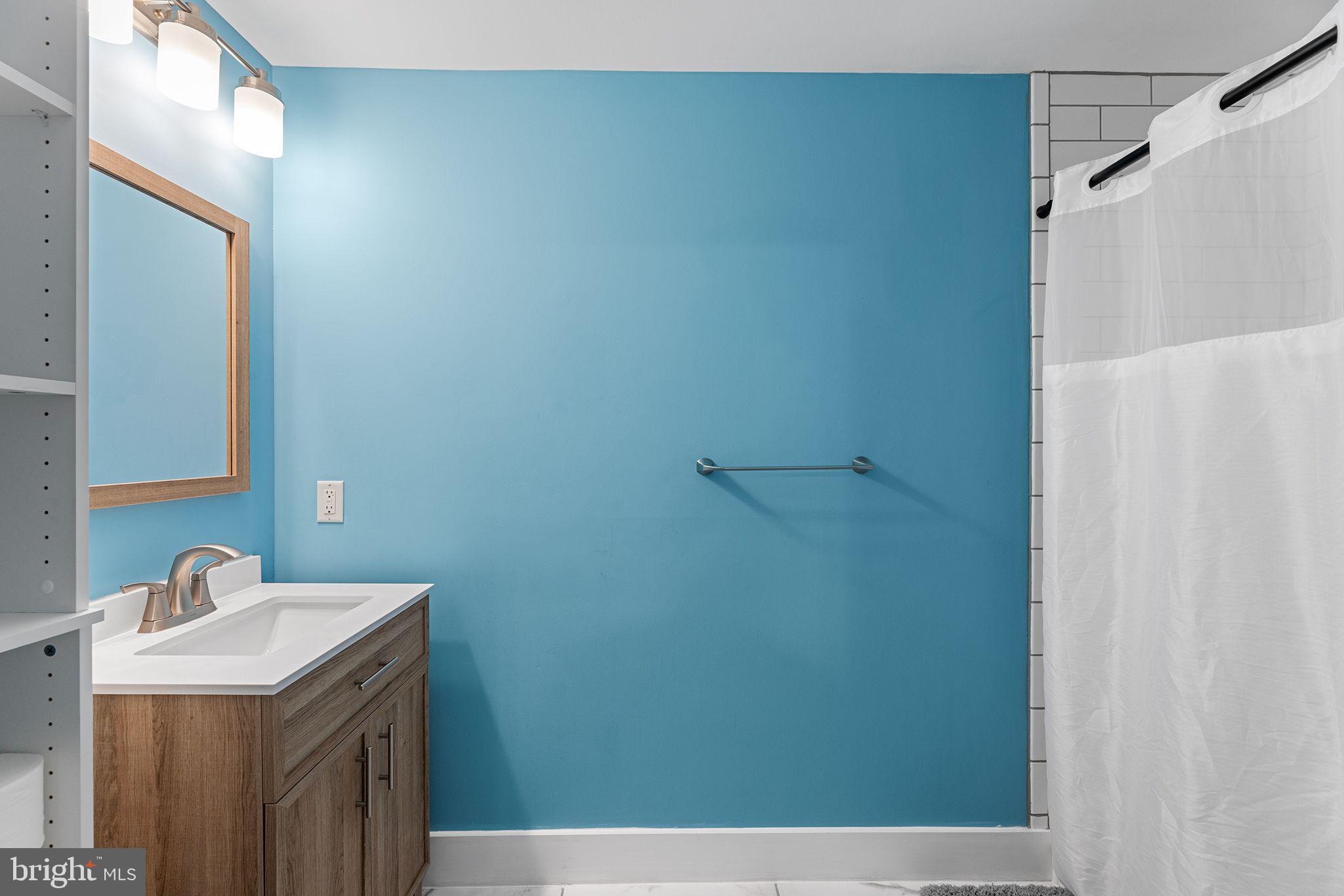 9903 Bay Court Ln #3