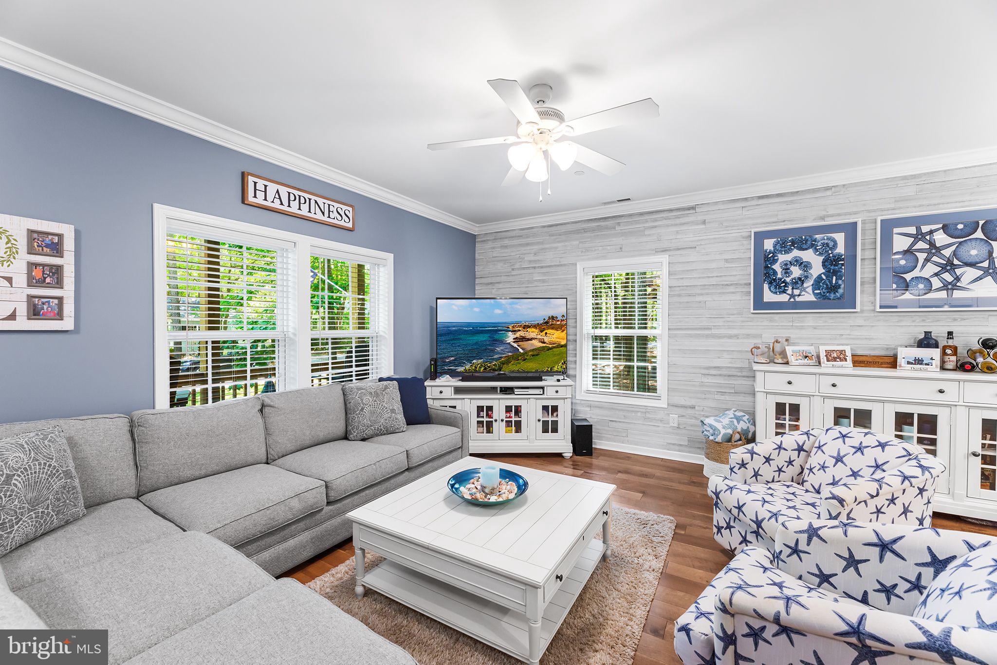 28 White Horse Dr
