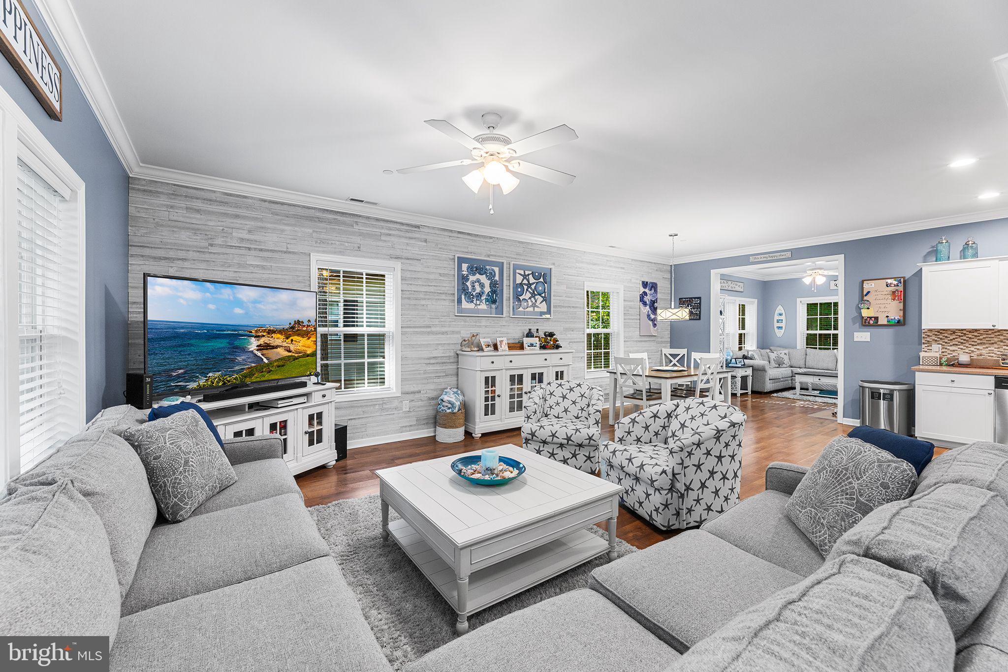 28 White Horse Dr