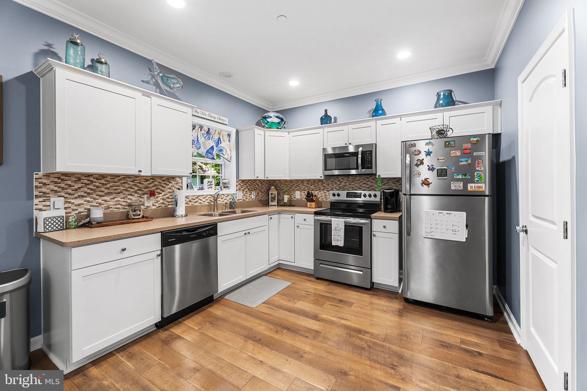 28 White Horse Dr
