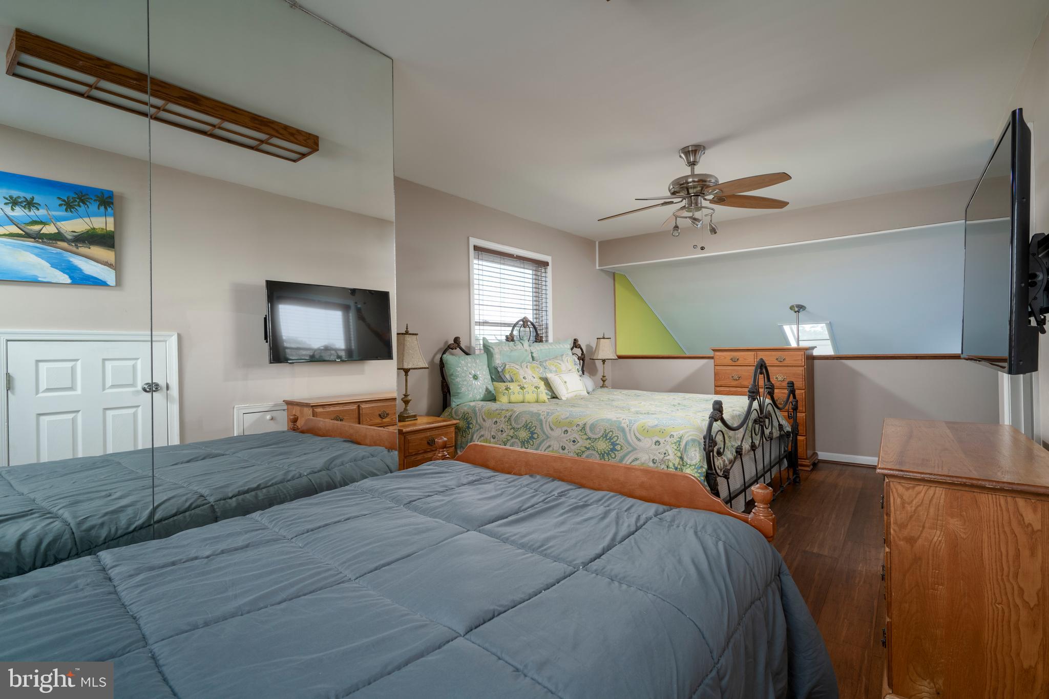 14211 Dukes Ave #203