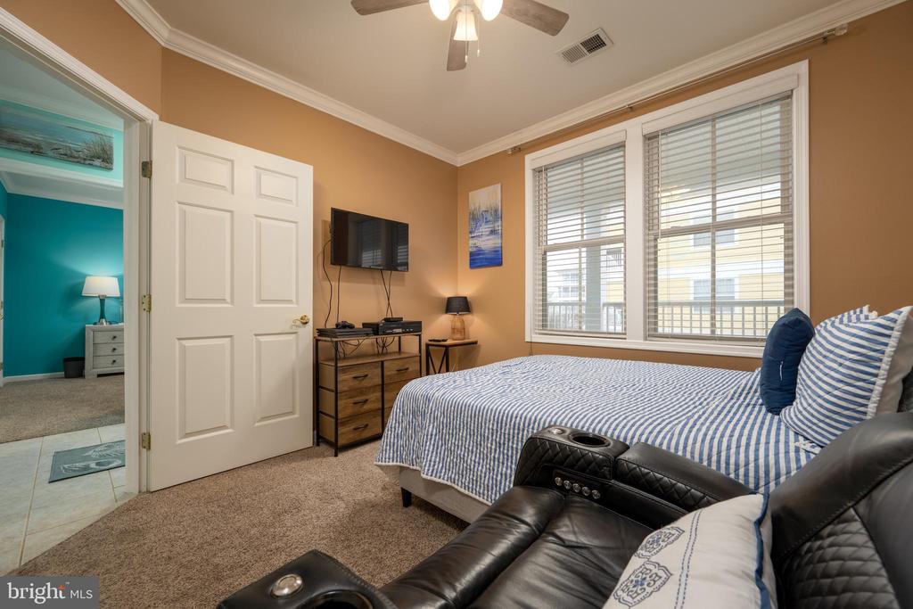 4 Hidden Cove Way #3c