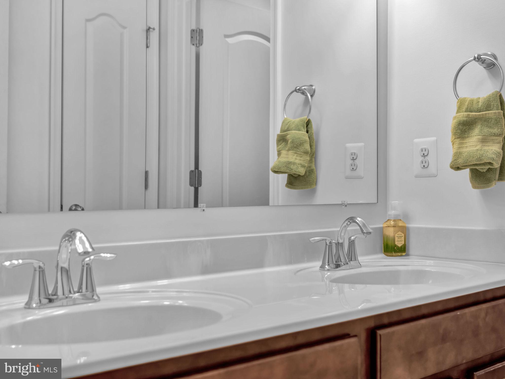 12904 Sand Bar Ln #6 & Boatslip M4