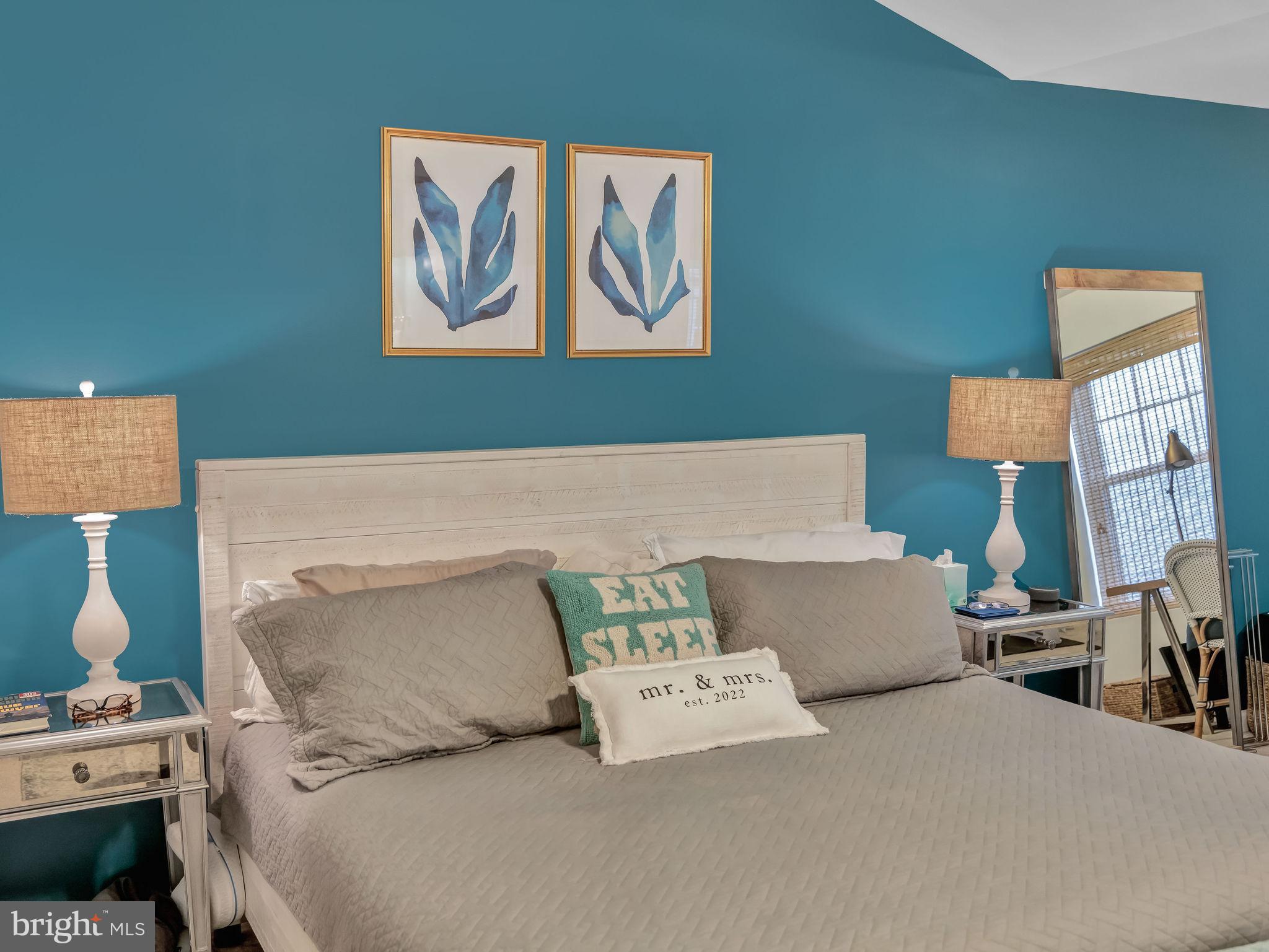 12904 Sand Bar Ln #6 & Boatslip M4