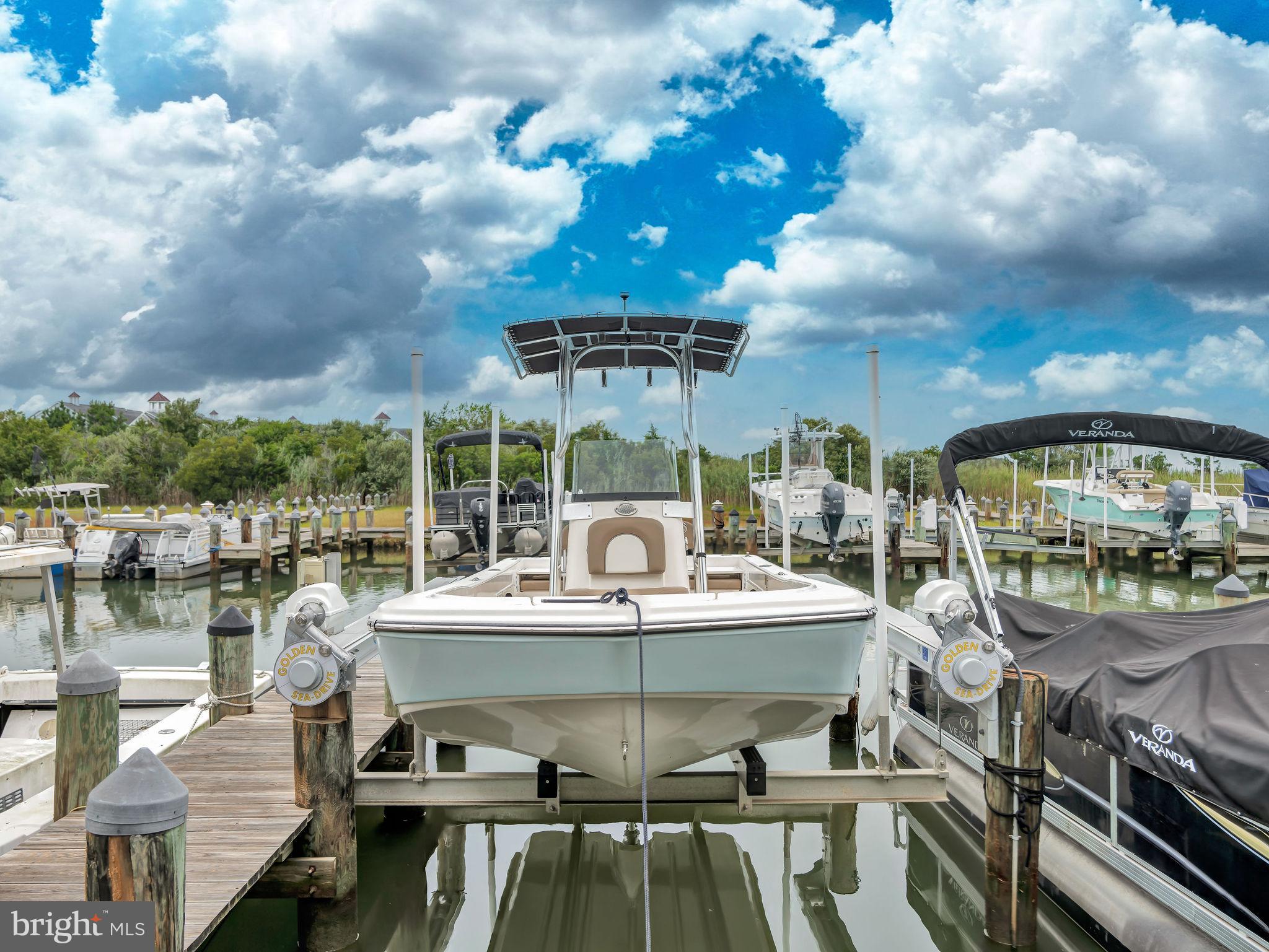 12904 Sand Bar Ln #6 & Boatslip M4