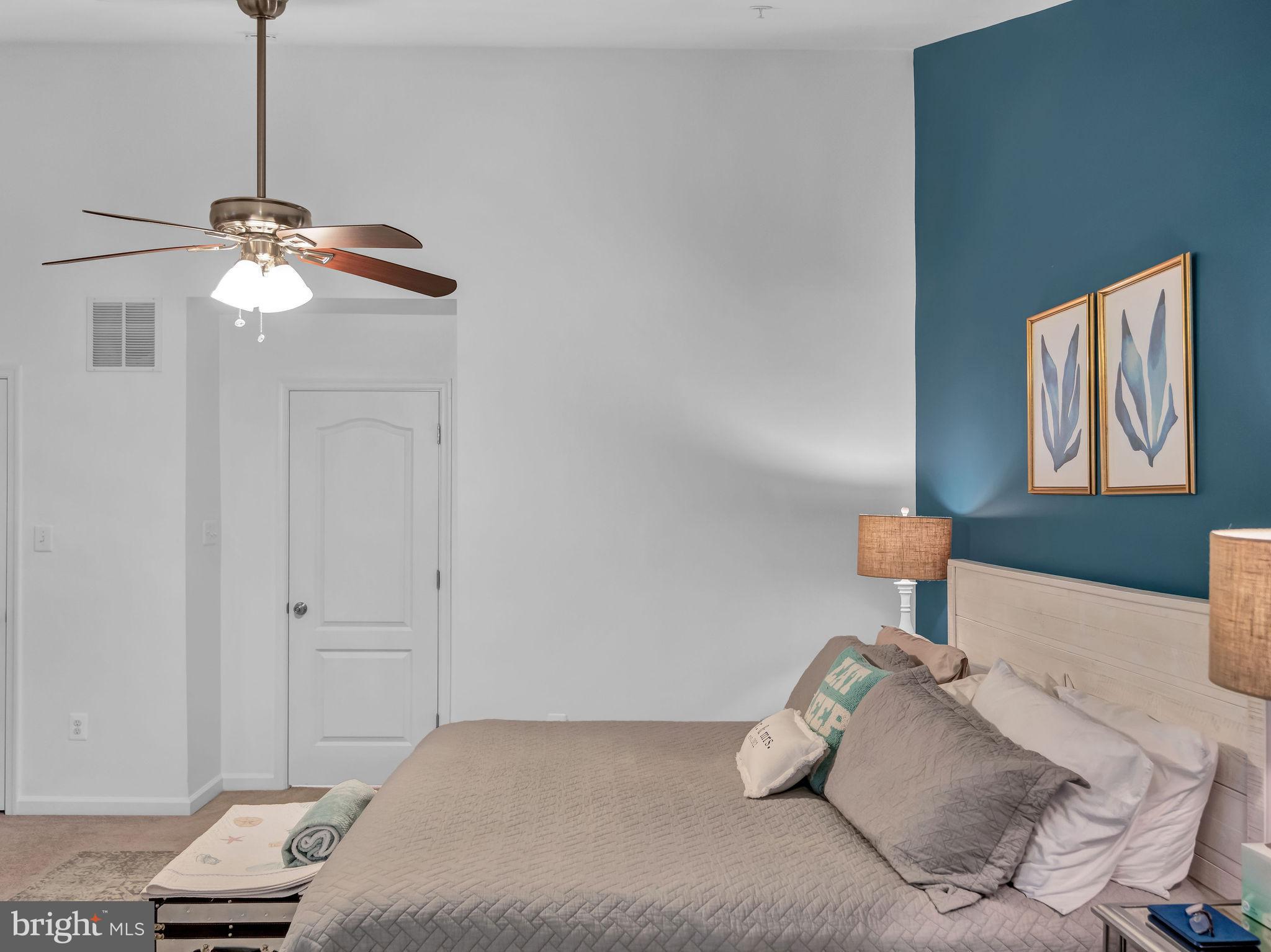 12904 Sand Bar Ln #6 & Boatslip M4