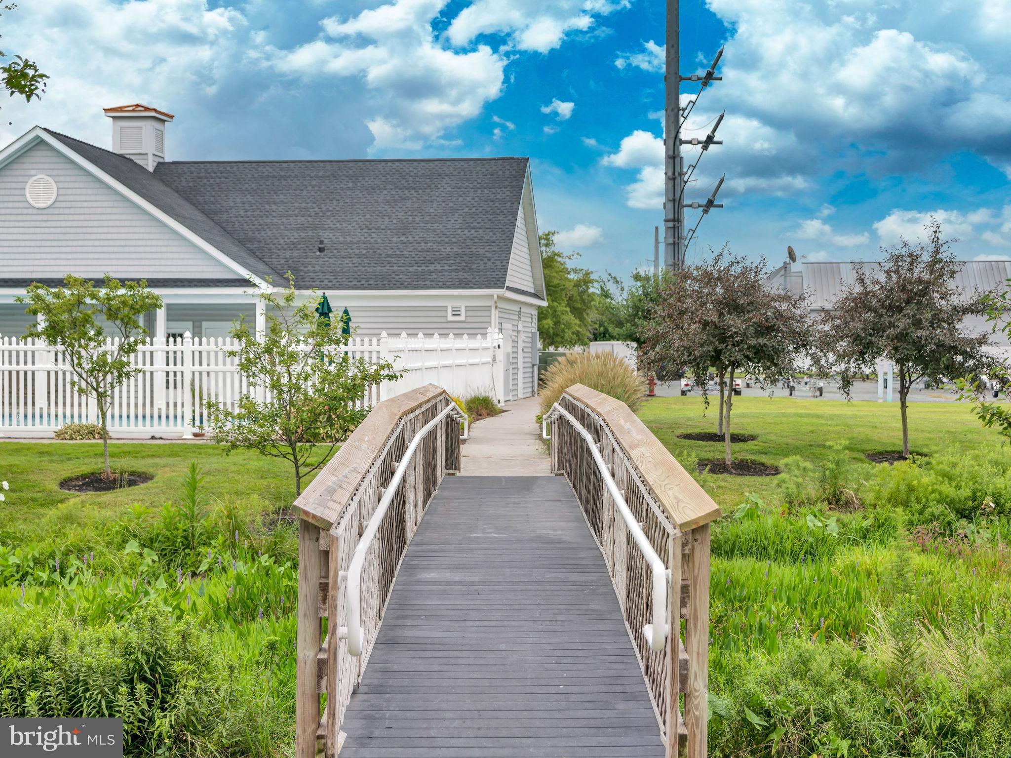 12904 Sand Bar Ln #6 & Boatslip M4