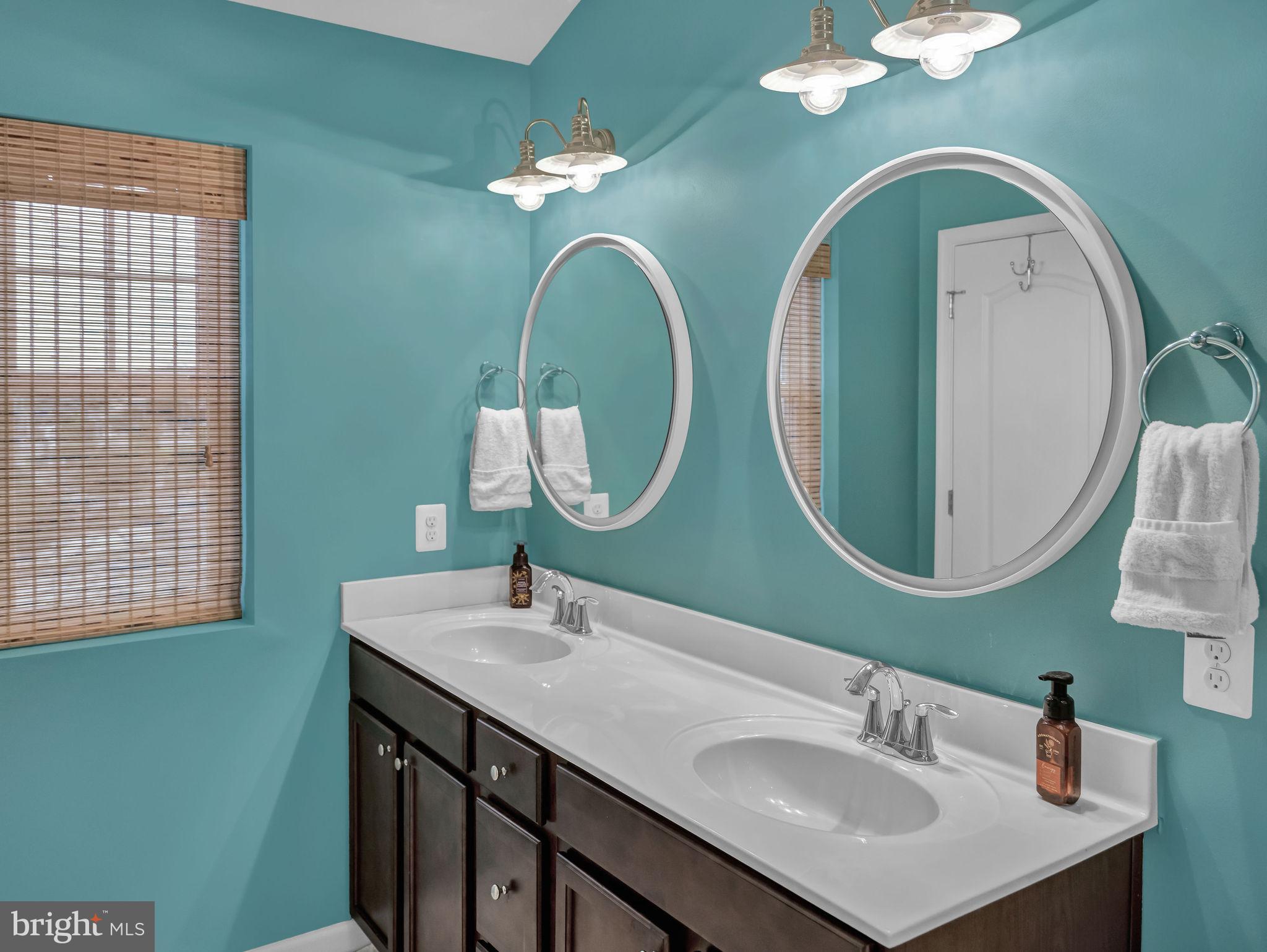 12904 Sand Bar Ln #6 & Boatslip M4