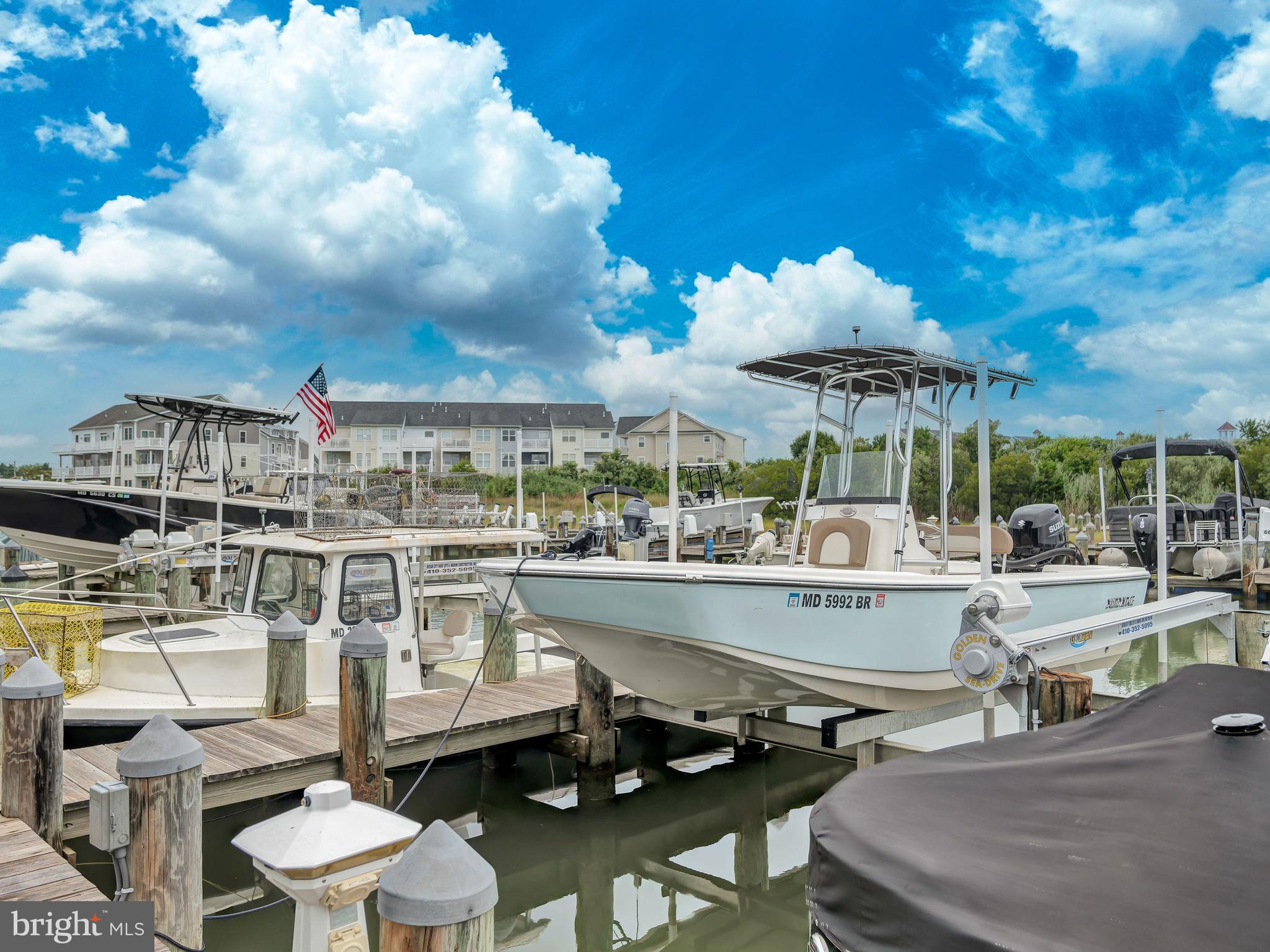 12904 Sand Bar Ln #6 & Boatslip M4