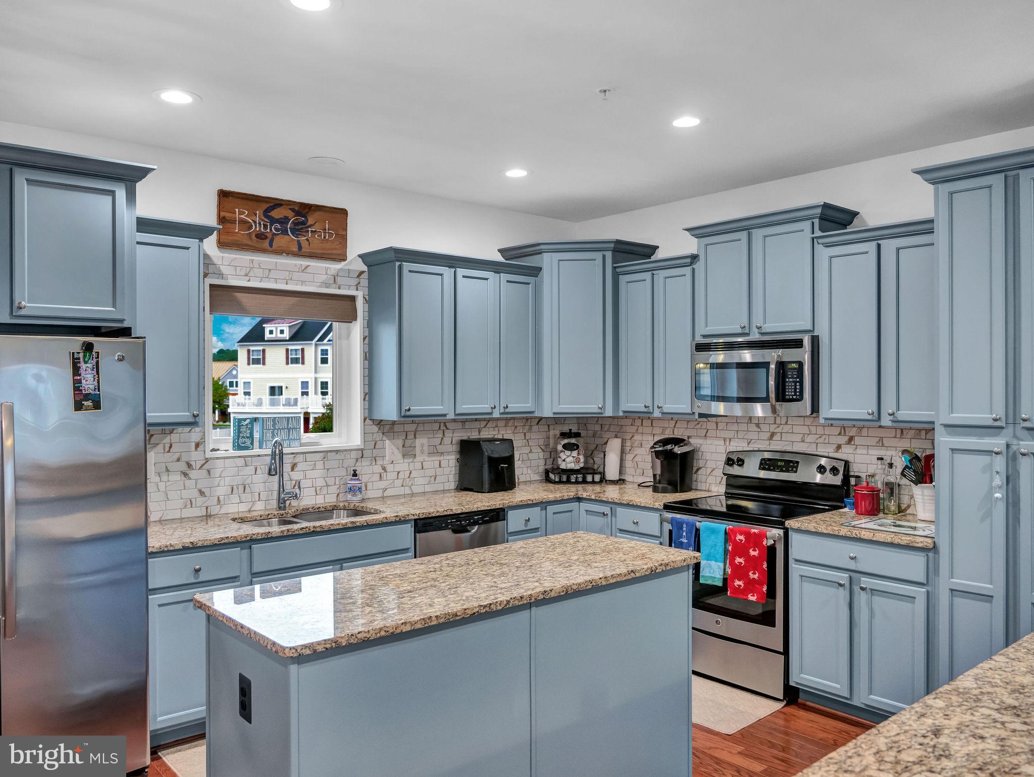 12904 Sand Bar Ln #6 & Boatslip M4