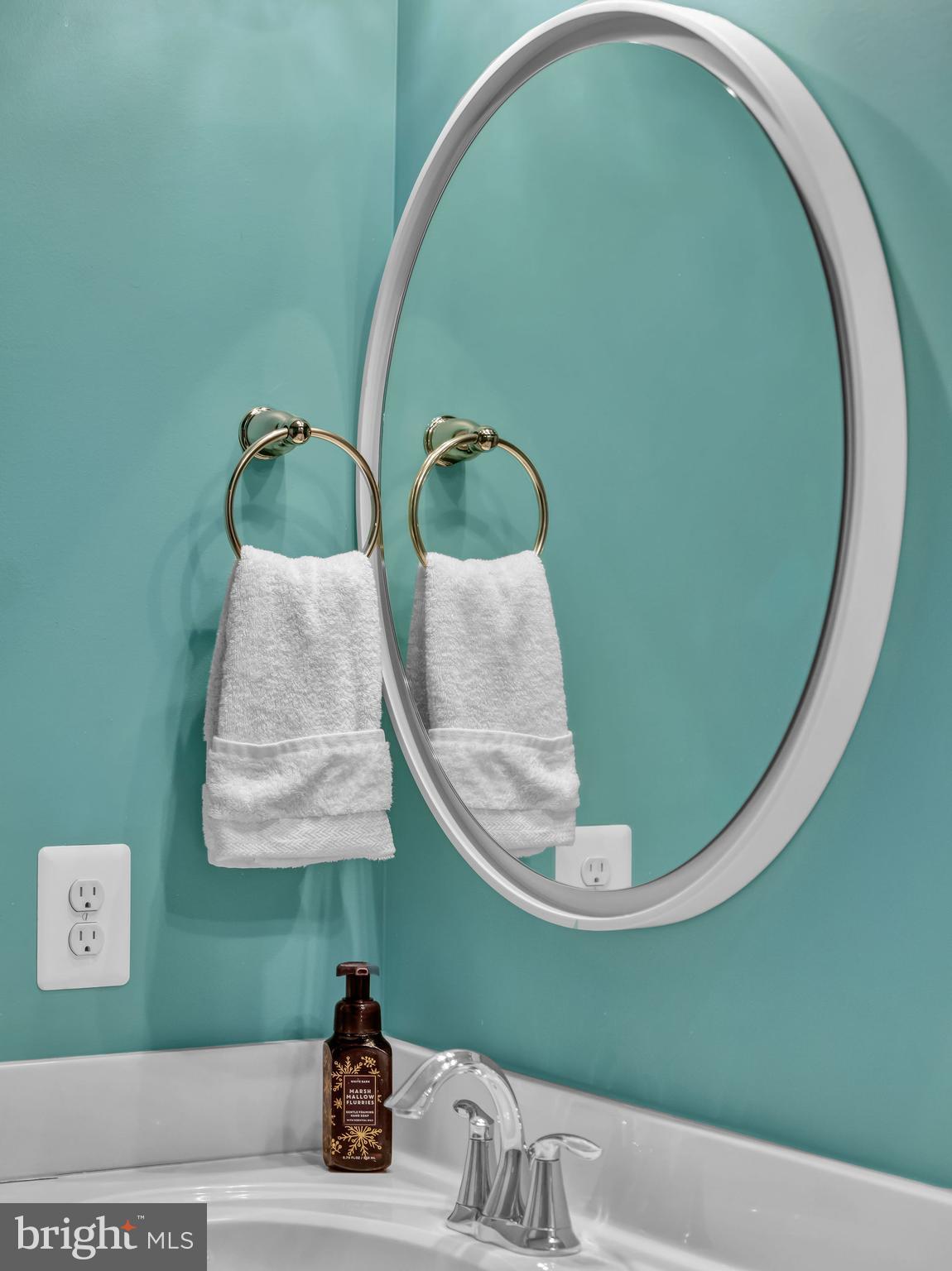 12904 Sand Bar Ln #6 & Boatslip M4