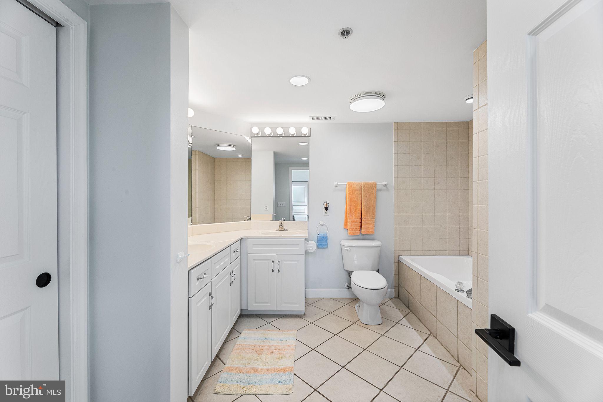 5300 Coastal Hwy #403